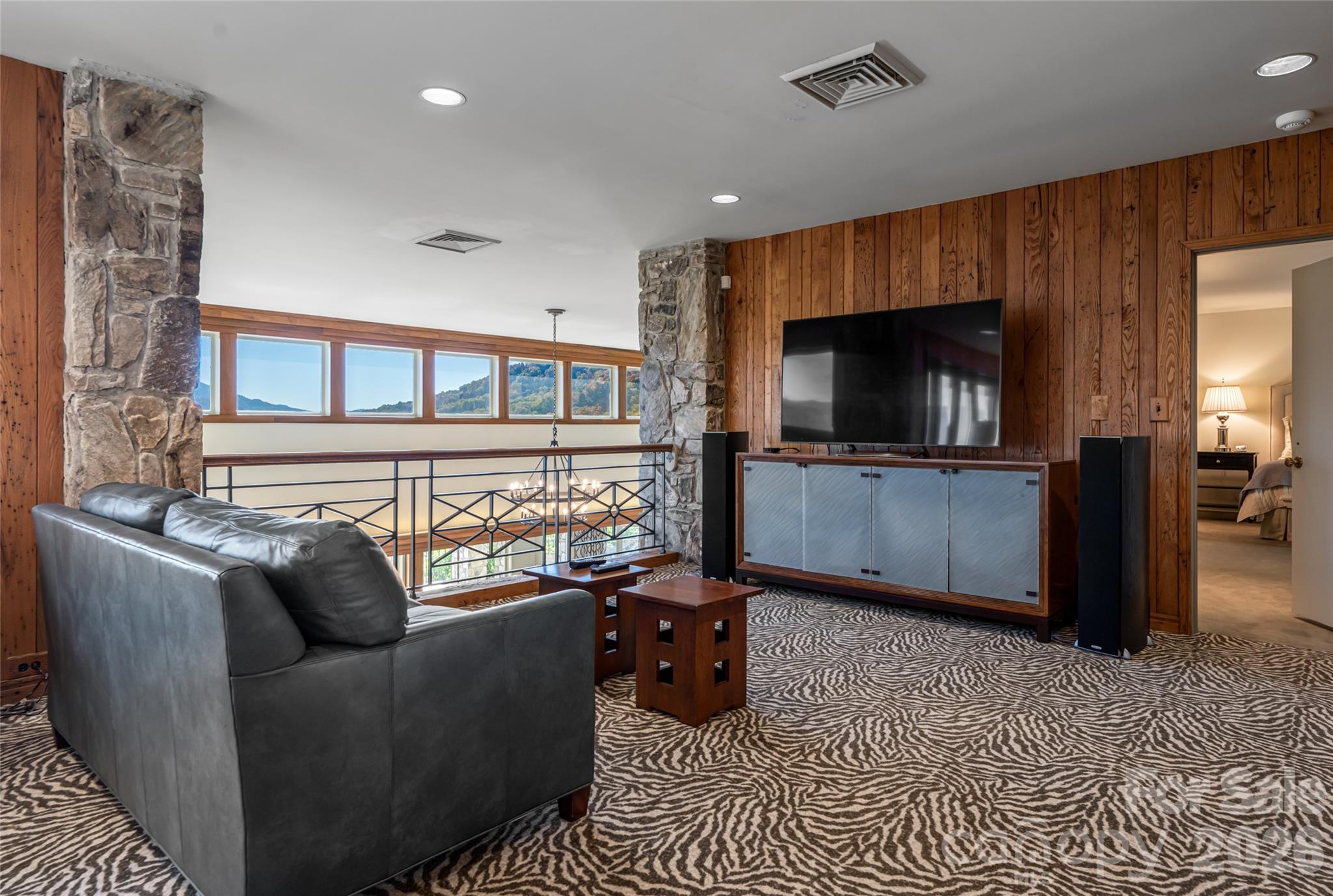 Laurel Ridge Country Club - Residential