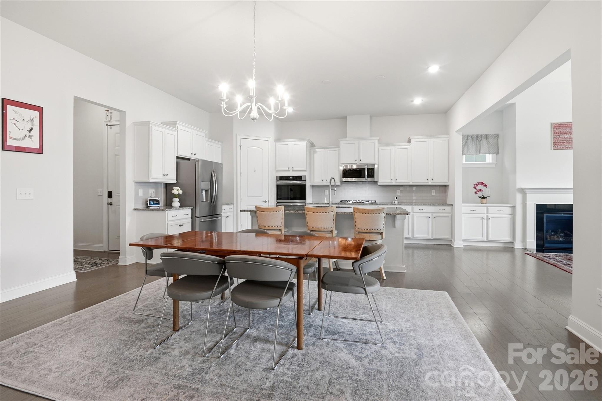 Imagery on Mtn Island - Residential