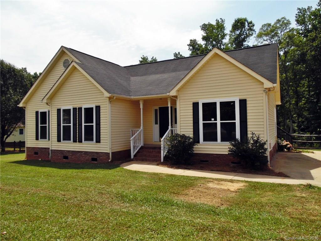 Spacious ranch on a large lot is positioned midway between historic downtown York the thriving Rock Hill area. Vaulted family room with fireplace, large master with tray ceilings, eat-in kitchen & spacious secondary bedrooms. Enjoy the large backyard from the deck or the screened porch! New carpet, fresh paint, new stainless appliances, new HVAC & new roof! Strongly encouraged that offers include proof of funds/pre-approval & is required for seller's final acceptance.