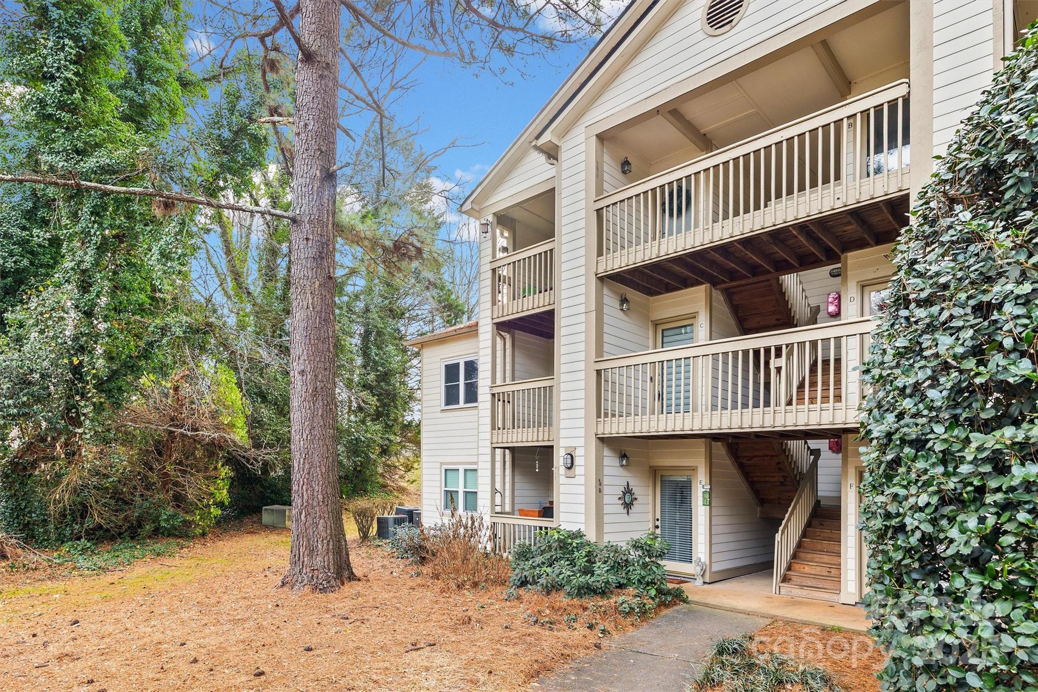 Churchill Downs - Residential