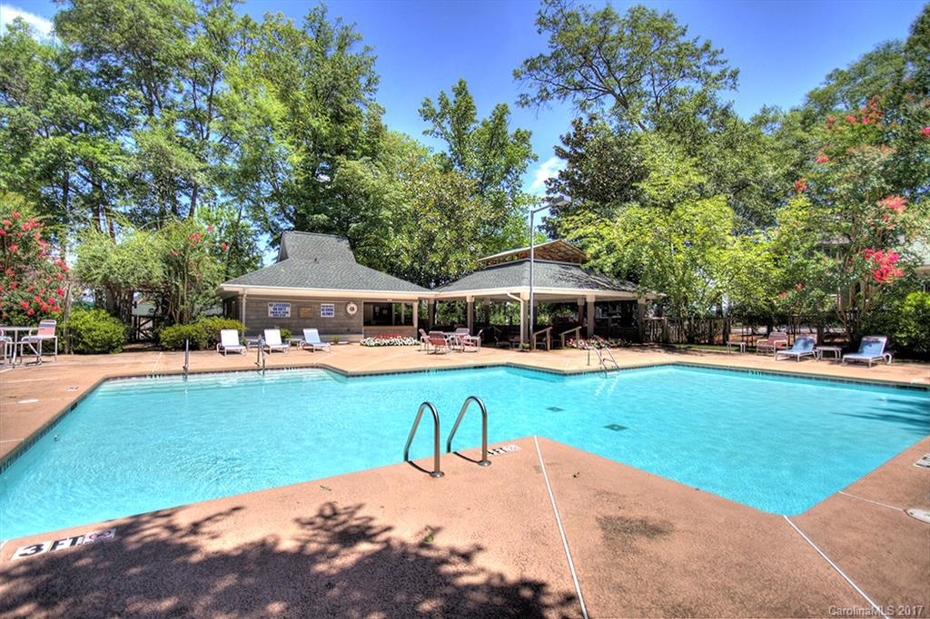Lake Club - Residential