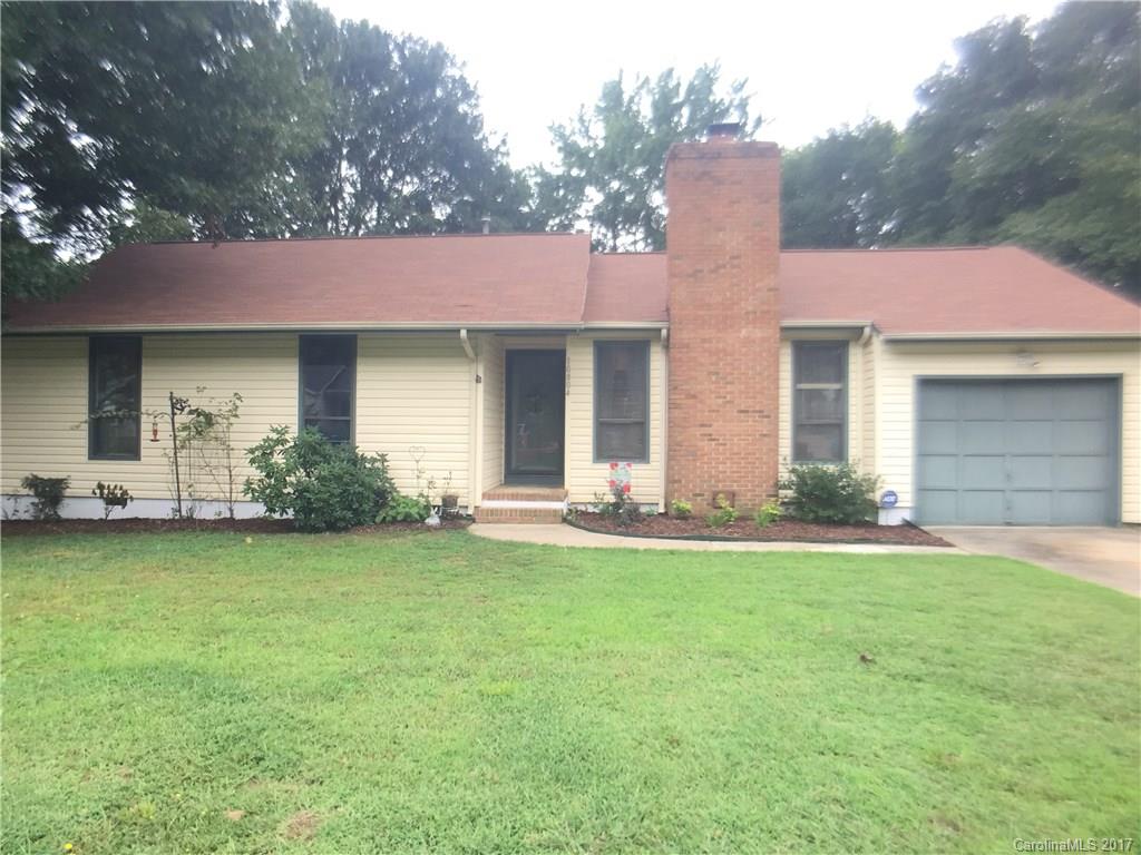 This is a one story ranch in the HOT Park Ridge neighborhood. It features 2 decent size bedrooms and a large master bedroom. It also has one and a half baths and an attached one car garage. The back features a great shaded and large sized yard with a large privacy fence surrounding it. It also has a covered back porch. The sellers just put down brand new laminate flooring. The roof is also brand new (May) and comes with a 25 year warranty. HVAC was replaced in 2014 and has a 10 year warranty.