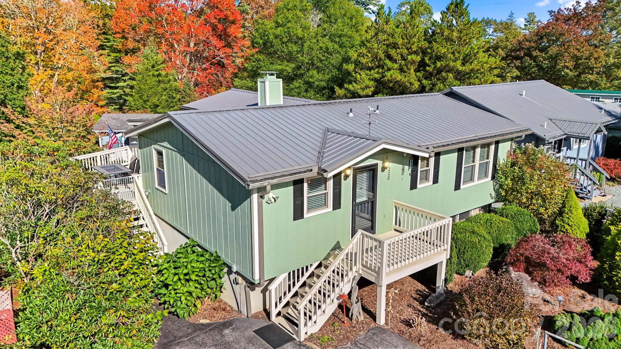 Linville Land Harbor - Residential