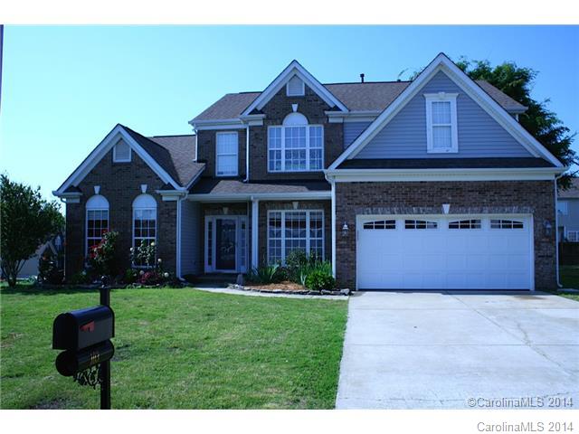 This exceptional home is located in a great neighborhood within the Fort Mill School District. The open floor plan allows for quality time with family during the busy evening meal planning times. Tons of storage and large bedrooms allow for room to grow. Come take a look today at your next home.