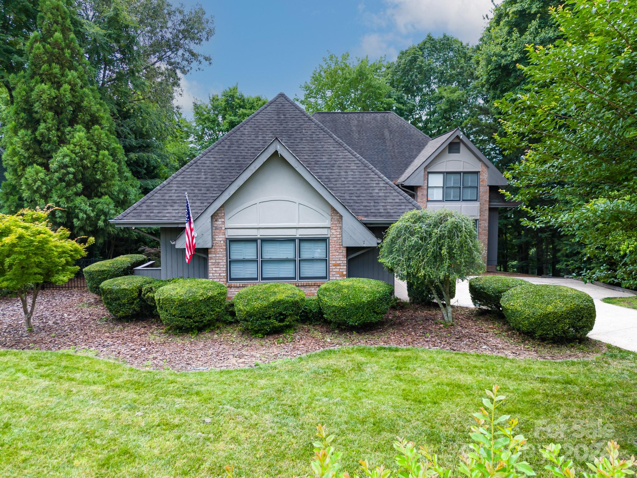 Seven Coves - Residential