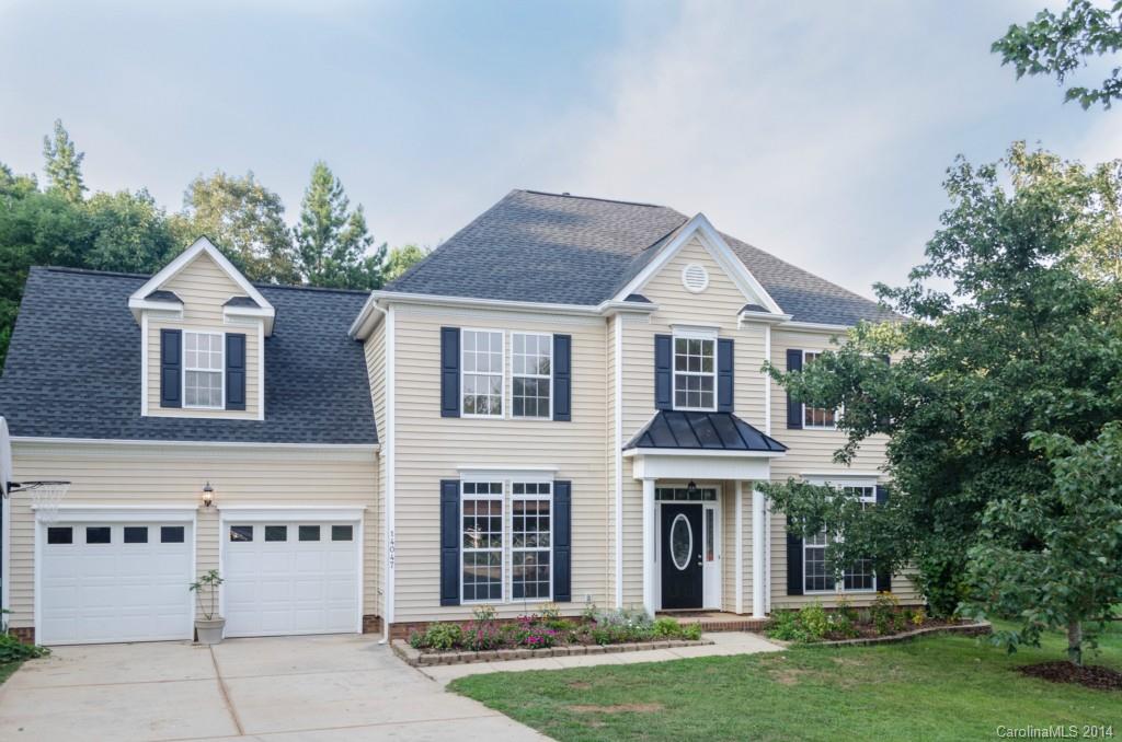 Over 3/4+ wooded acre cul-de-sac lot. Gourmet Kitchen & breakfast nook, huge center island, custom 42" cabinets, solid surface counters, gas range & double electric ovens, pot filler & hot water dispenser. Hardwoods & tile in 90% of the home. 5 bedrooms or 4 w/a bonus, 2 full & 2 half baths. Spacious master bedroom w/tray ceilings, master bathroom w/garden tub & separate tile shower and floors. Formal dining or office, two living area's, large working 2nd floor laundry room. Excellent location.