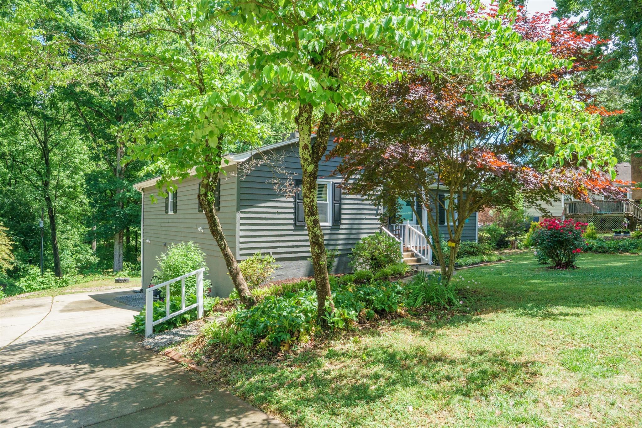 Country Valley - Residential