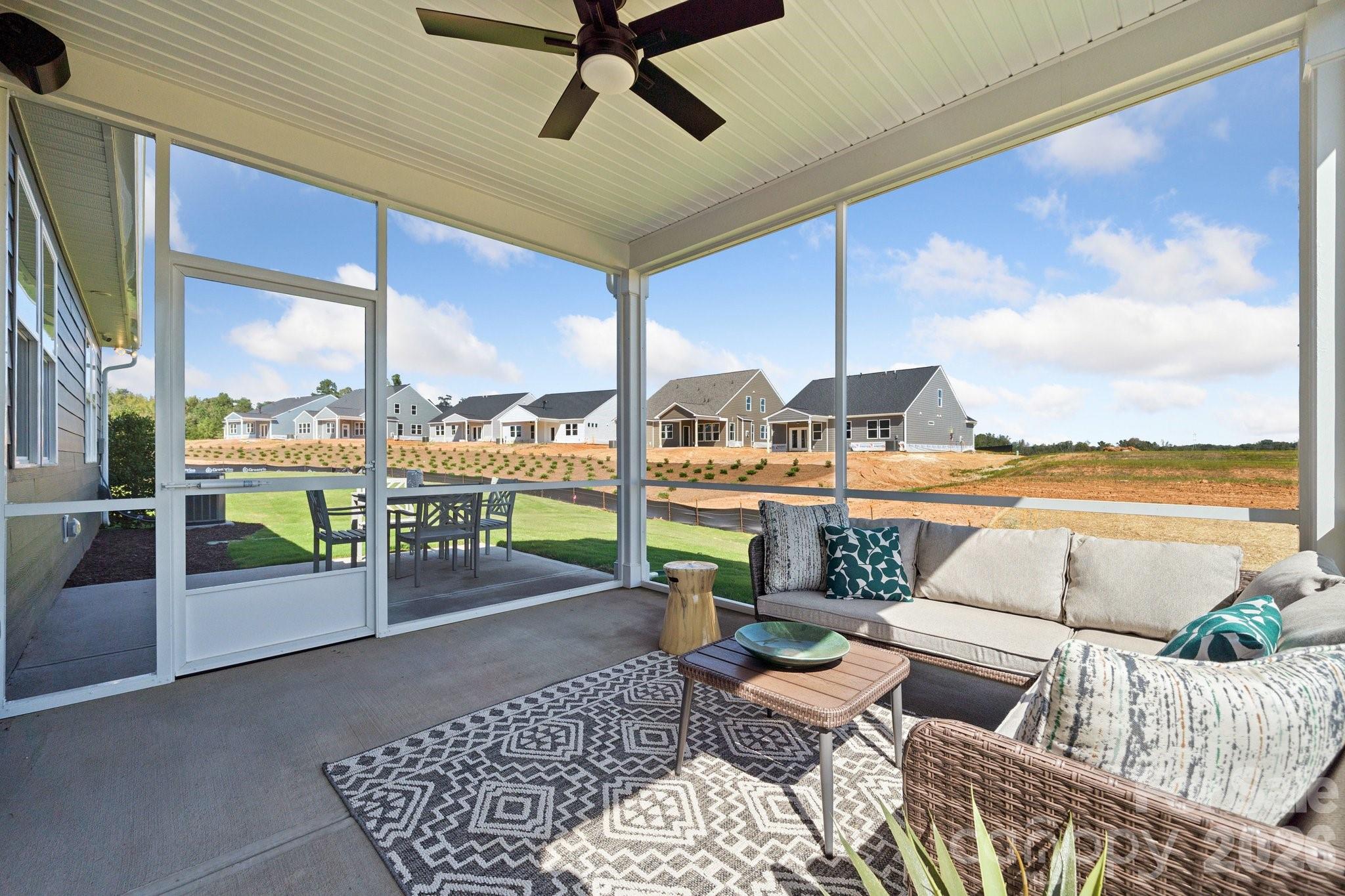 The Retreat at Laurelbrook - Residential