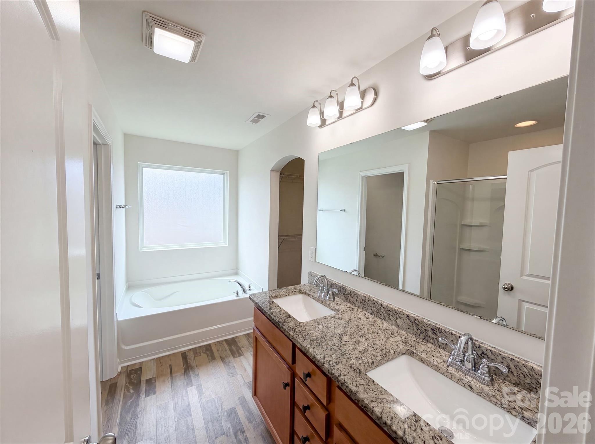 The Oak Of Landis - Residential
