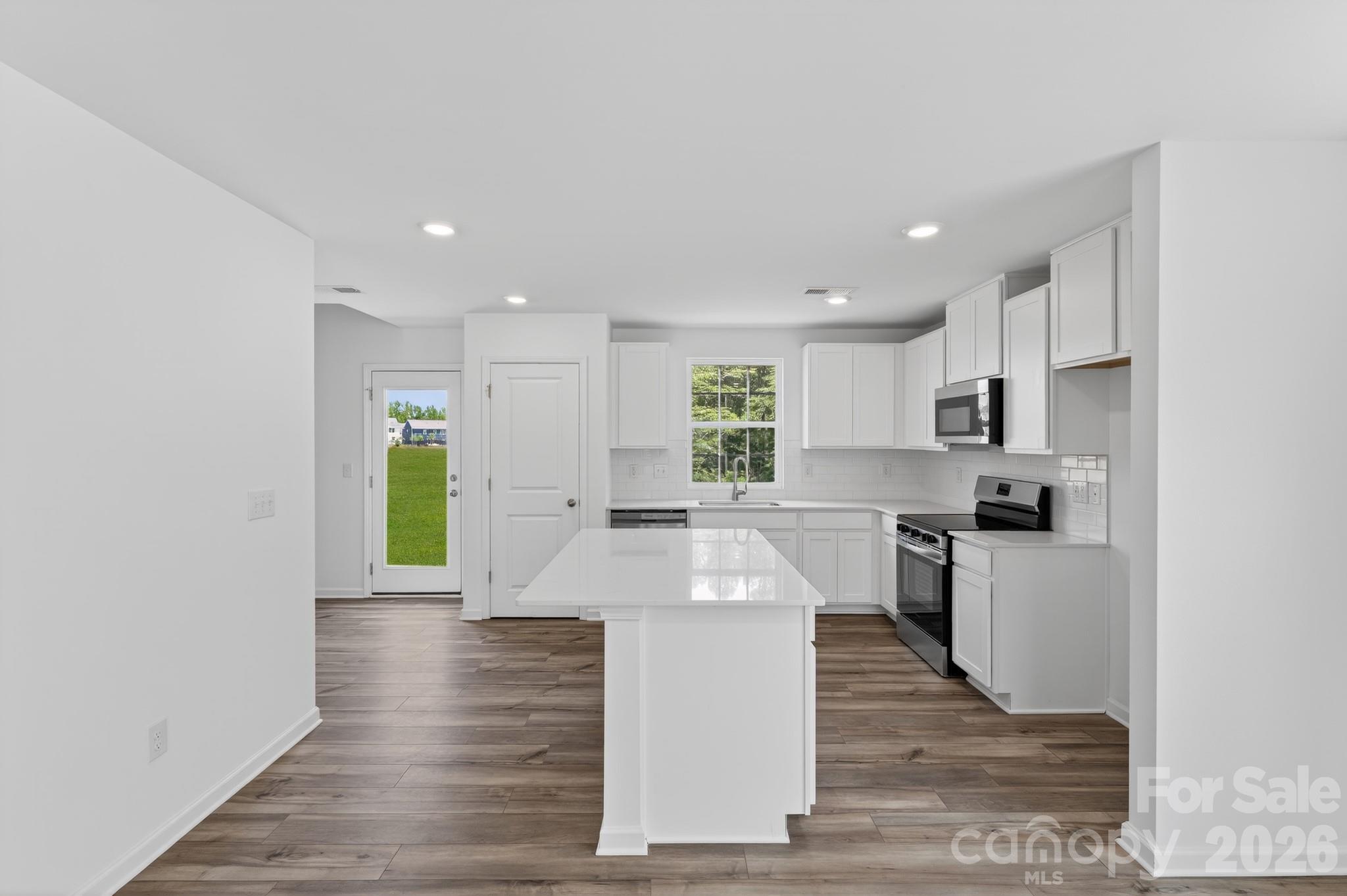 Creekside Cottages - Residential