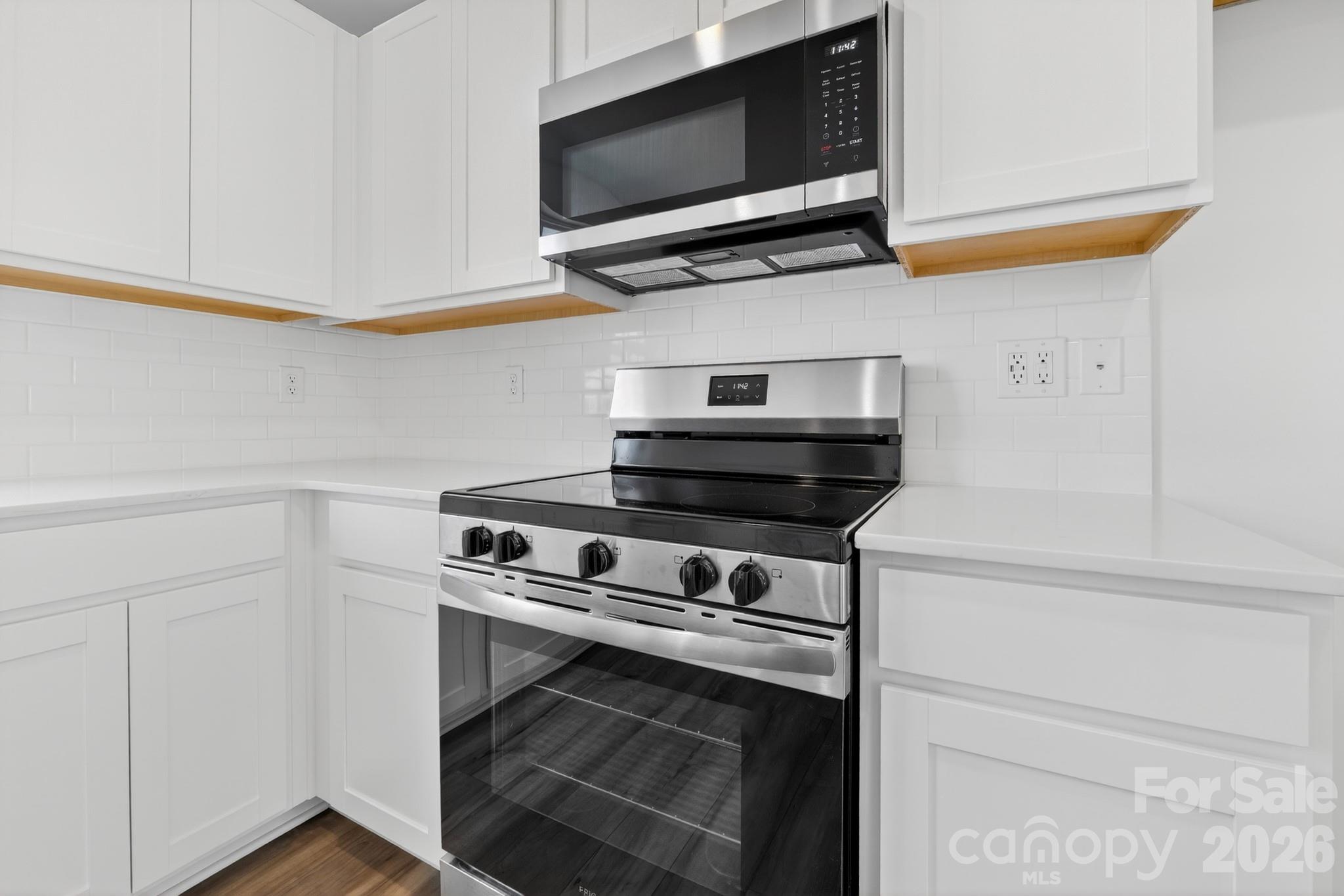 Creekside Cottages - Residential