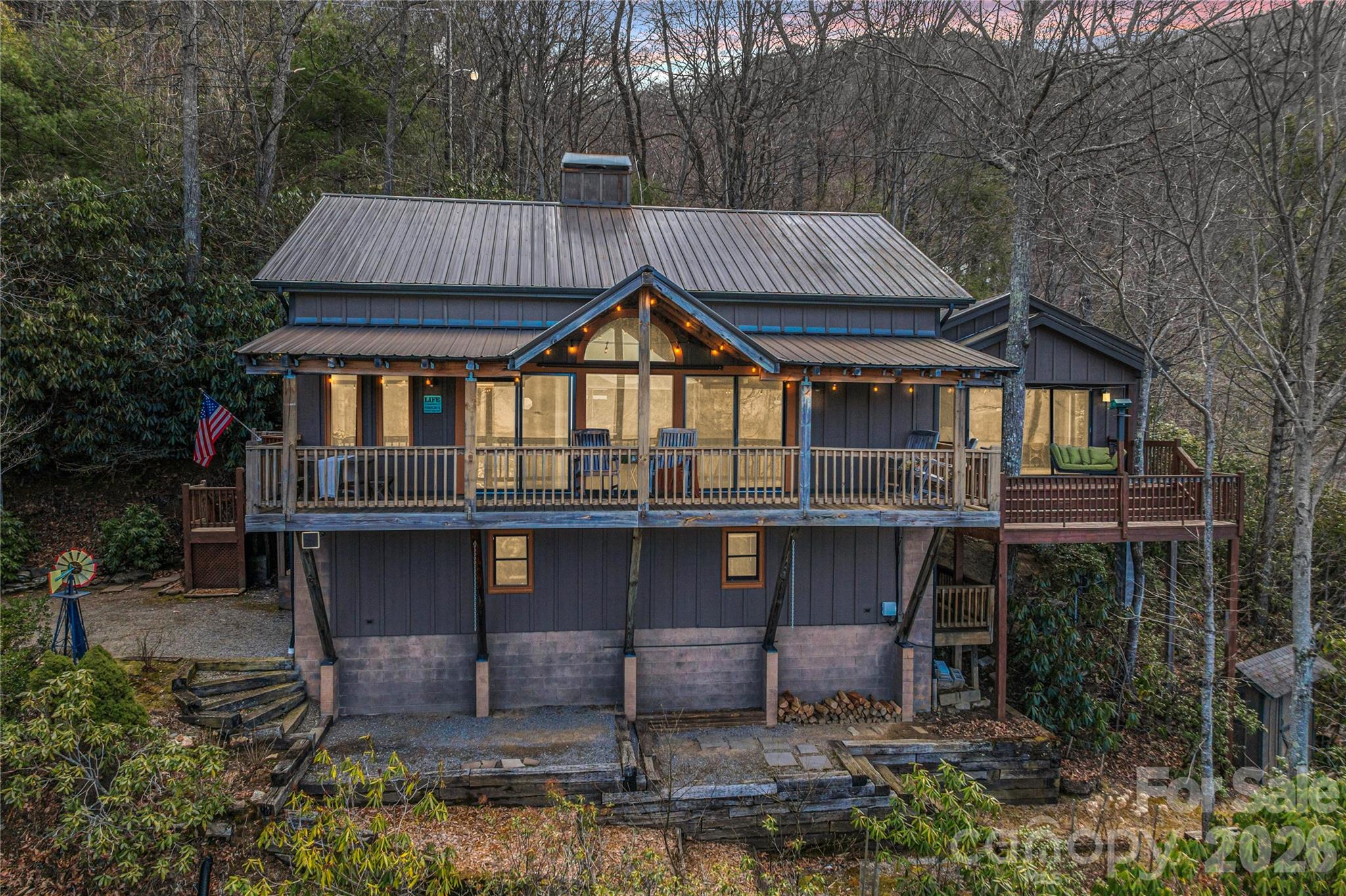 Maggie Overlook - Residential
