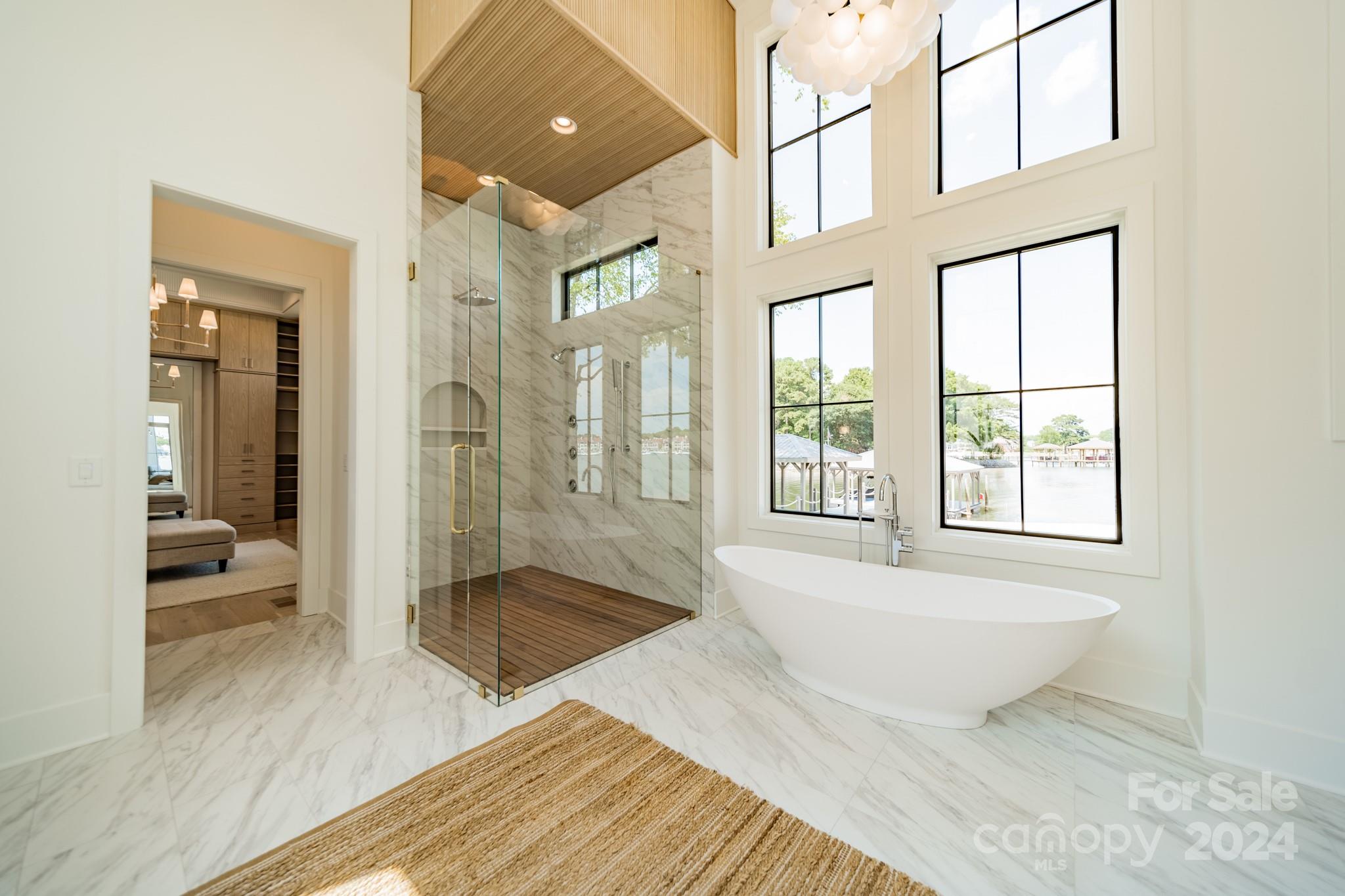 Point Largo - Residential