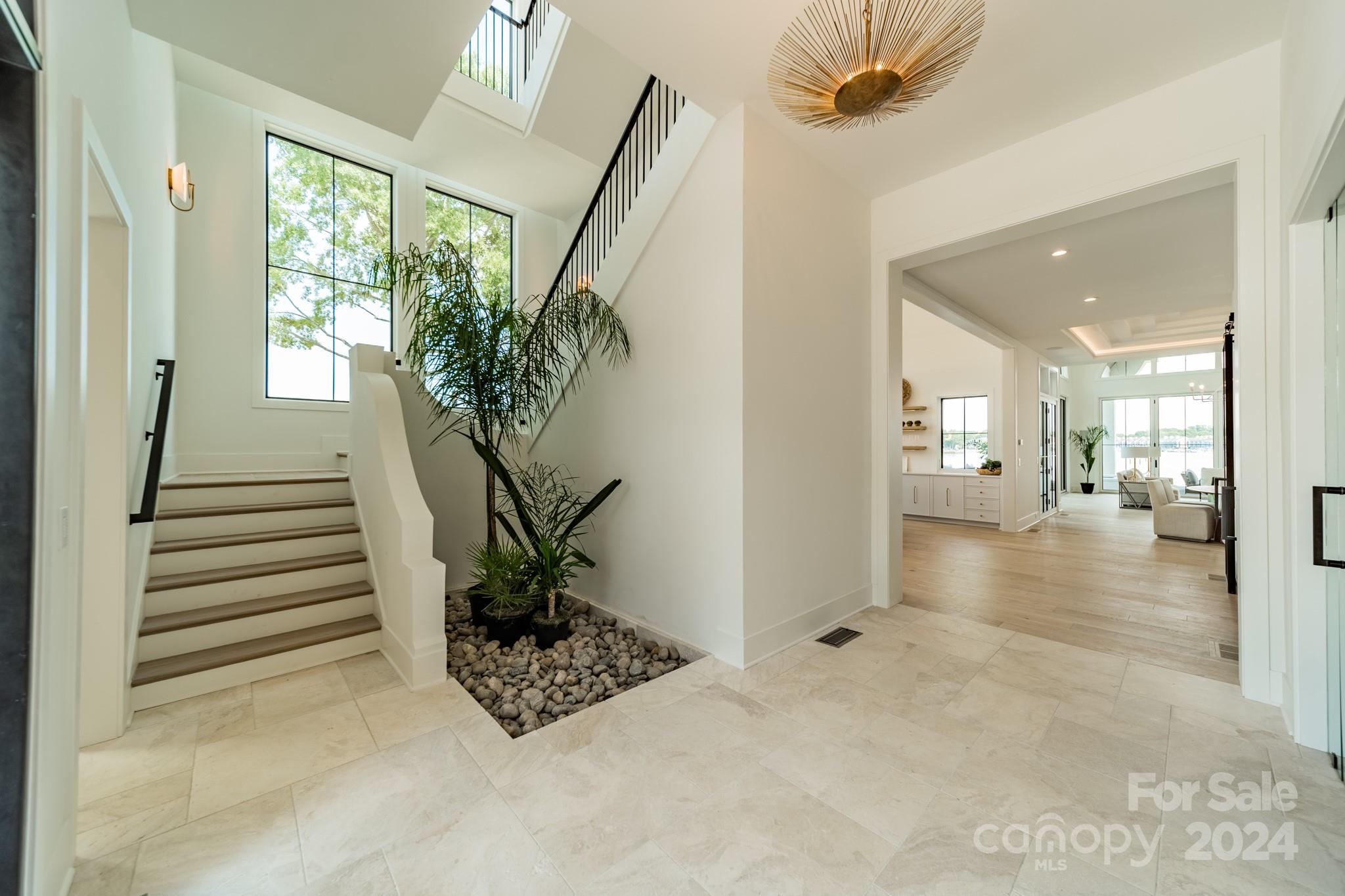 Point Largo - Residential