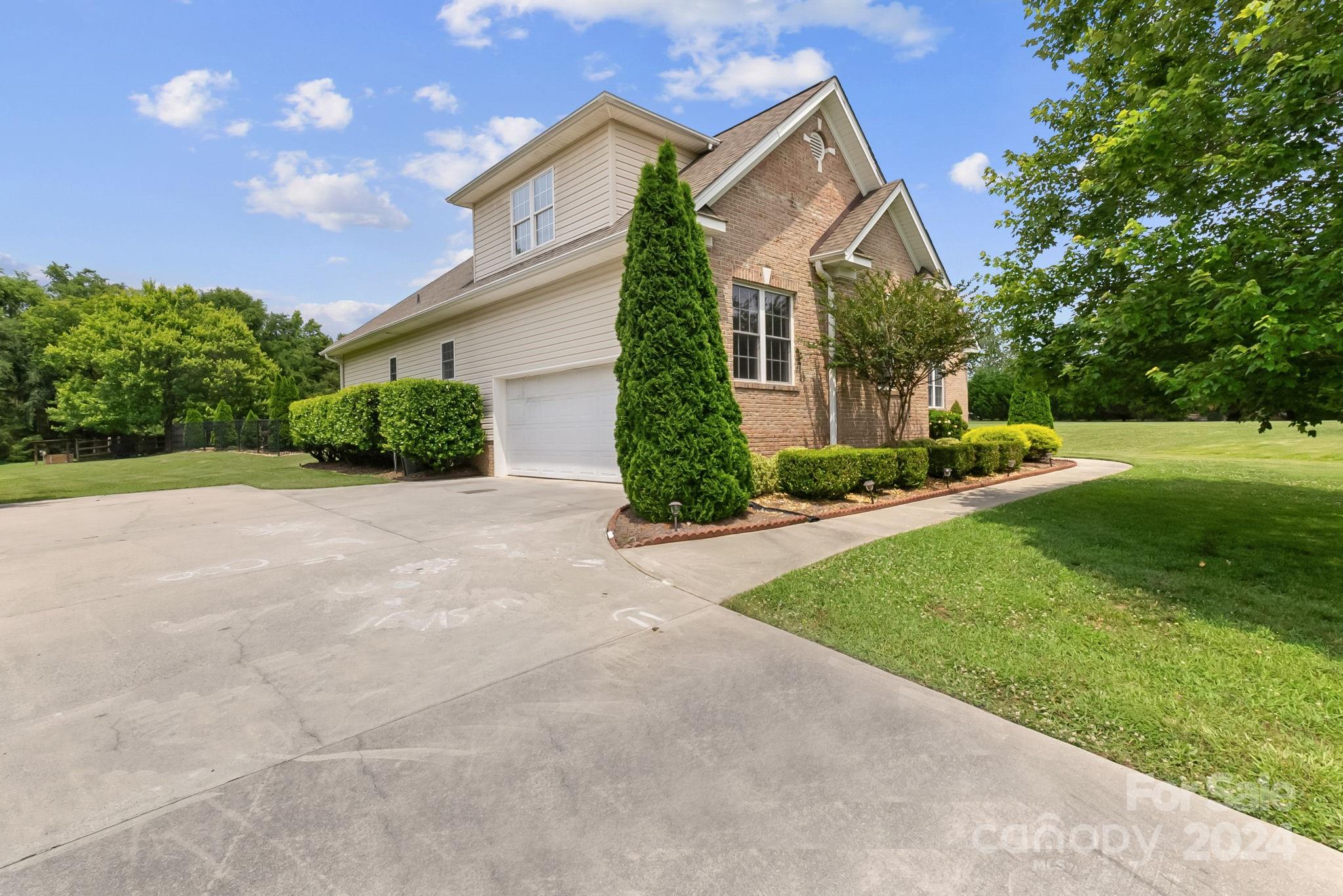Miller Pond - Residential