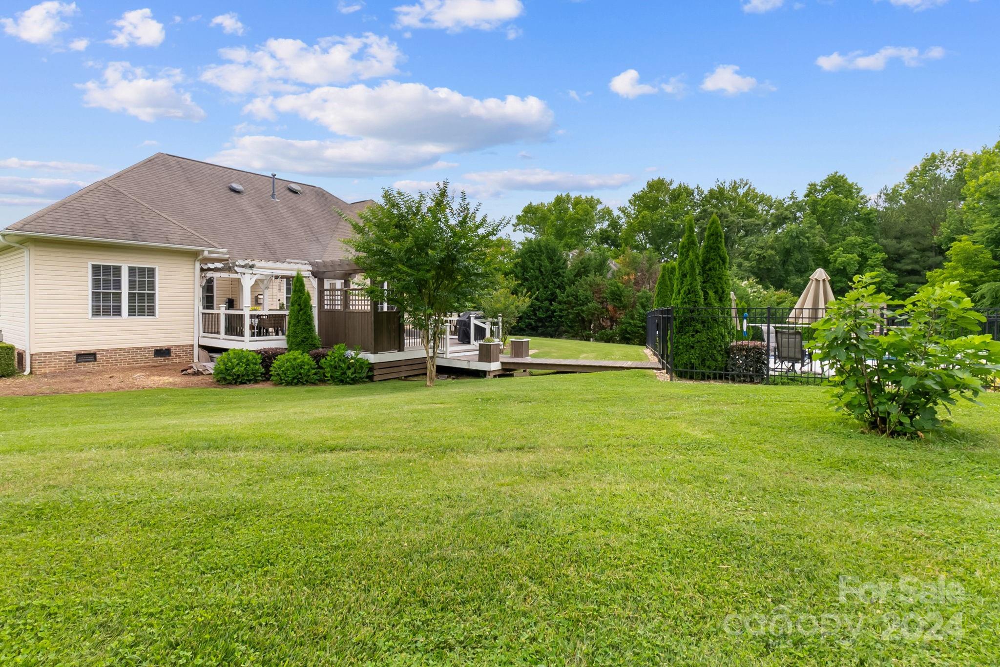 Miller Pond - Residential