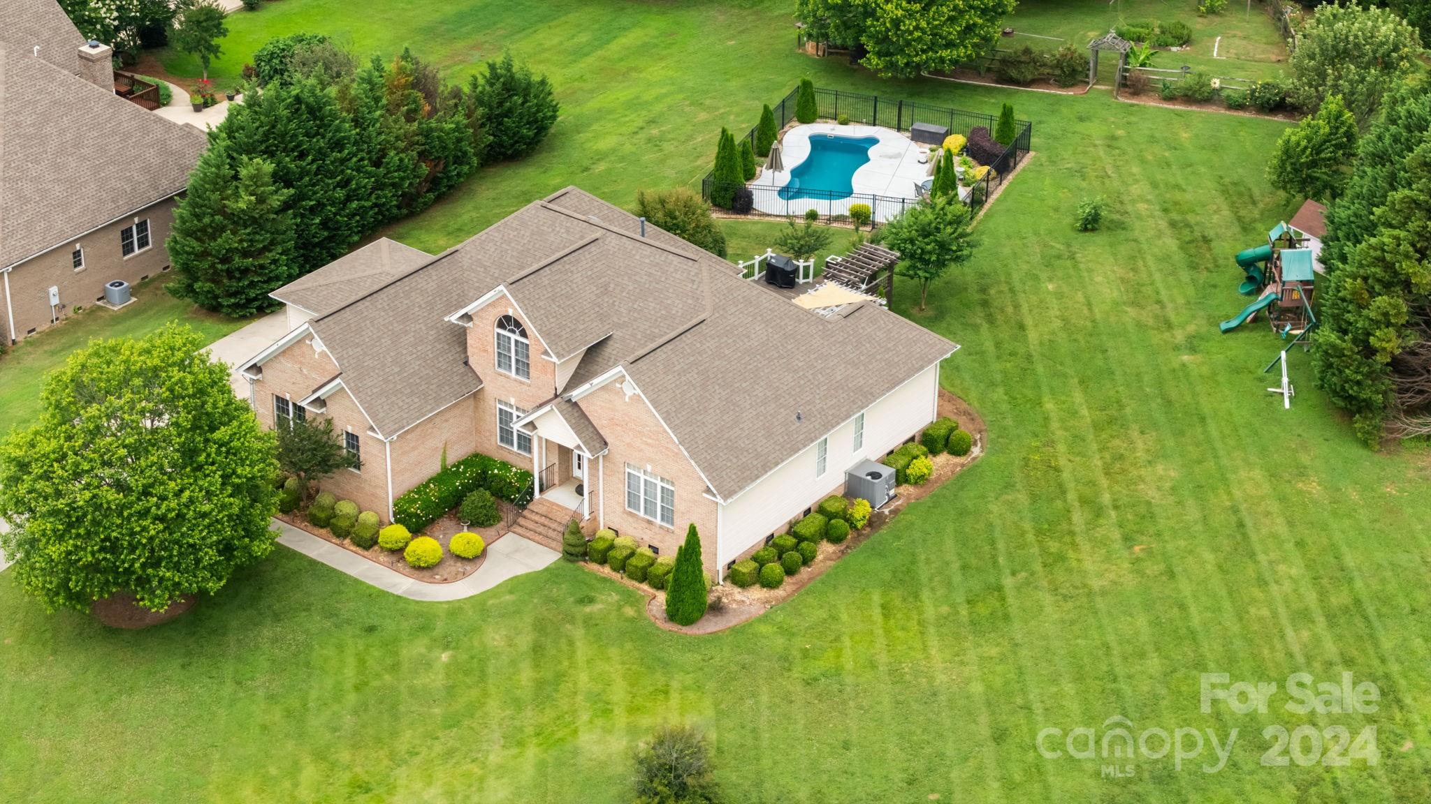 Miller Pond - Residential