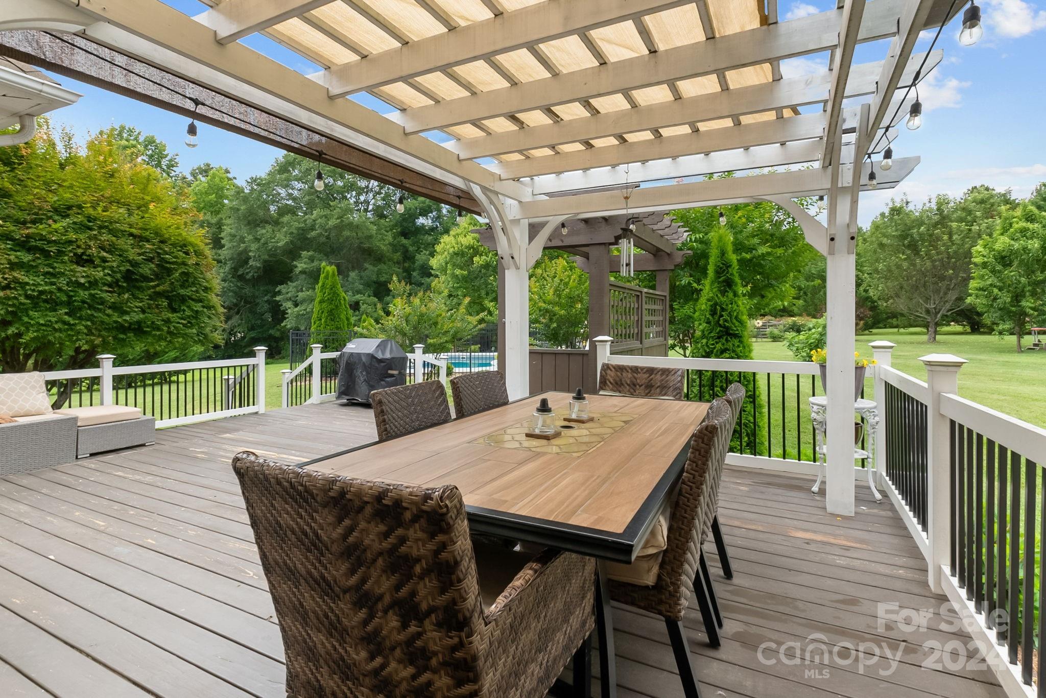Miller Pond - Residential