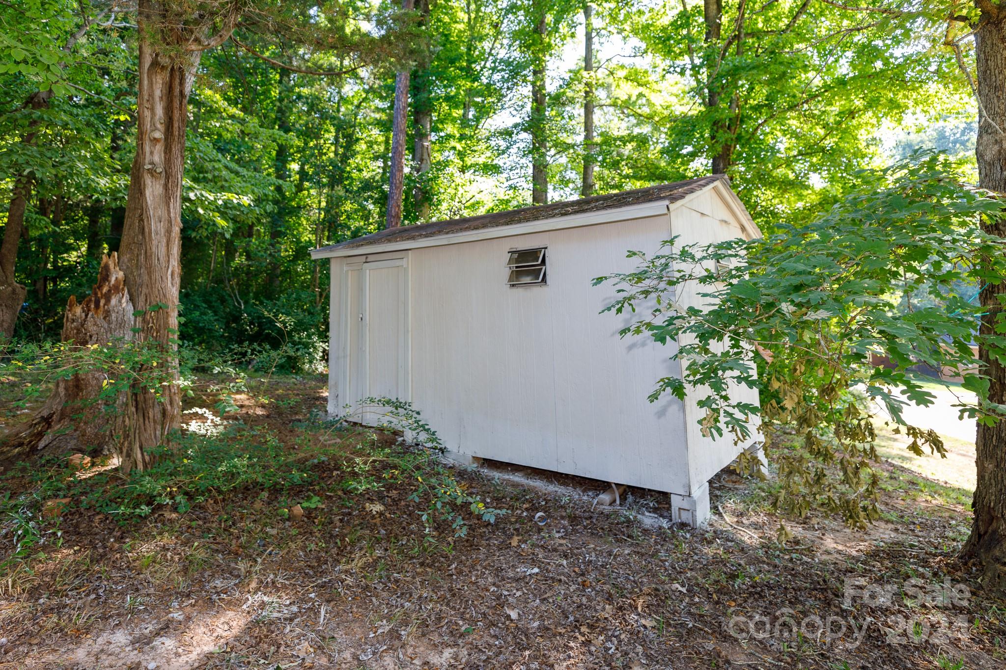 Wooded Valley - Residential