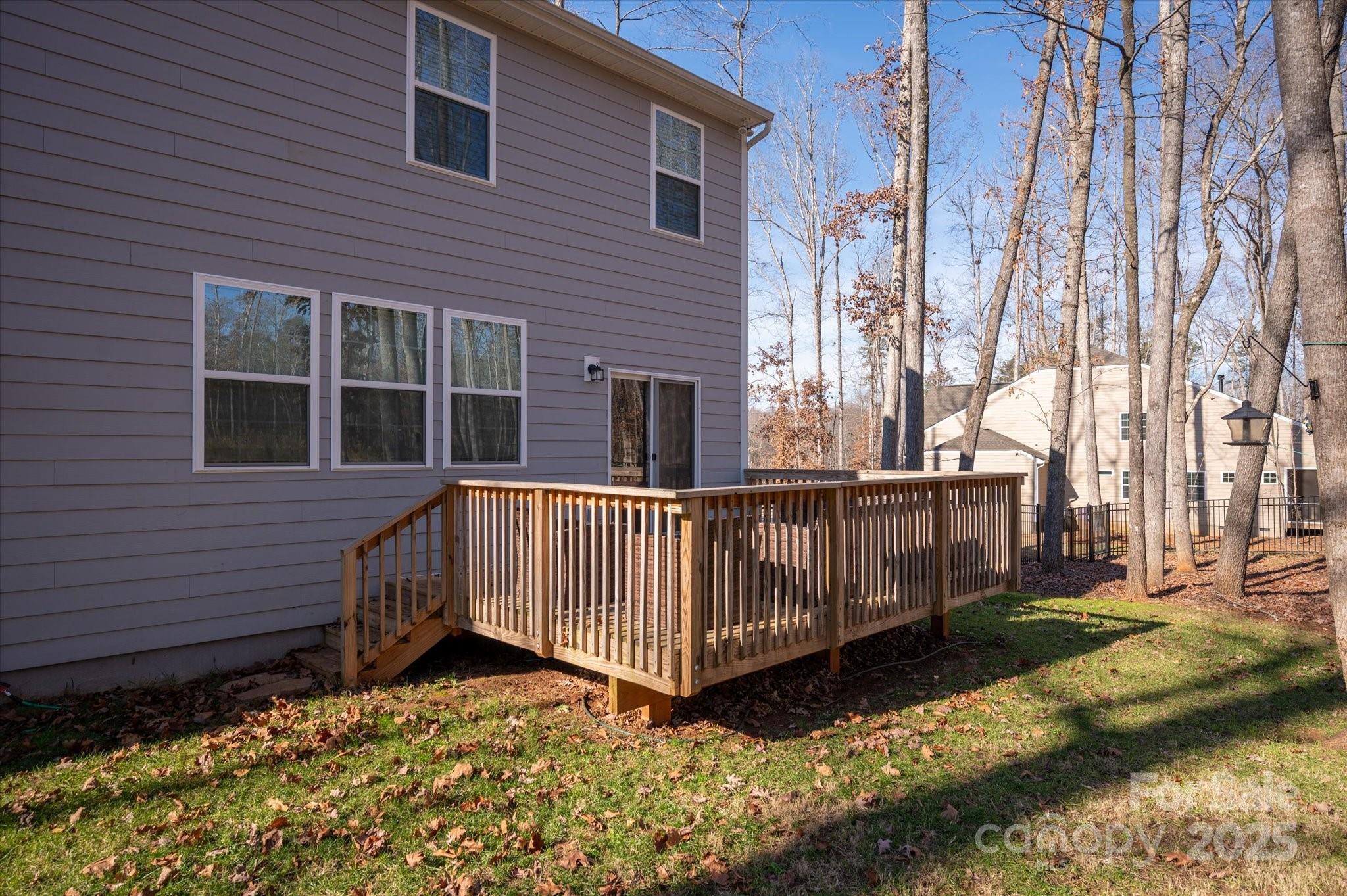 The Estates at Arlington Woods - Residential