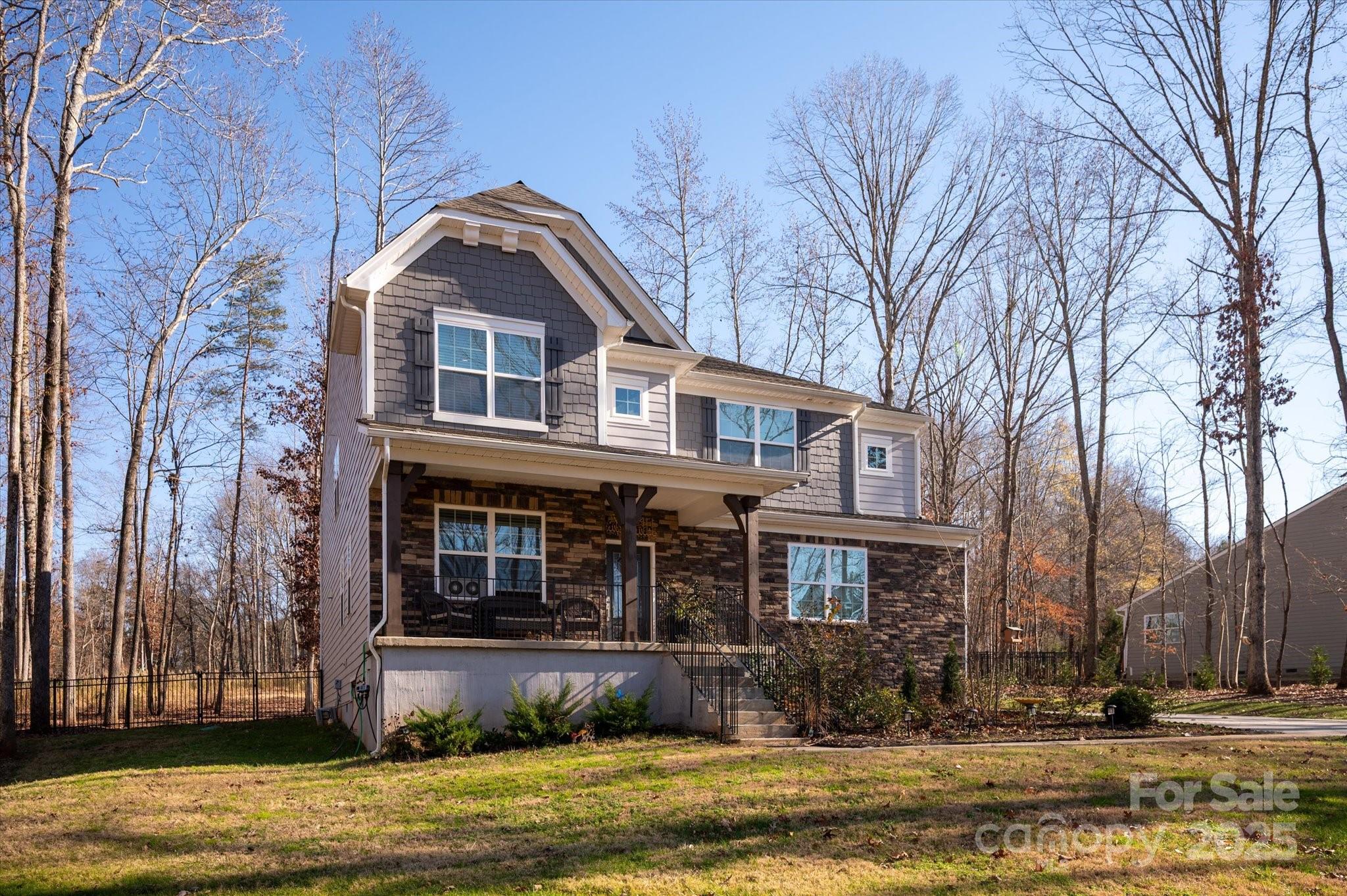 The Estates at Arlington Woods - Residential