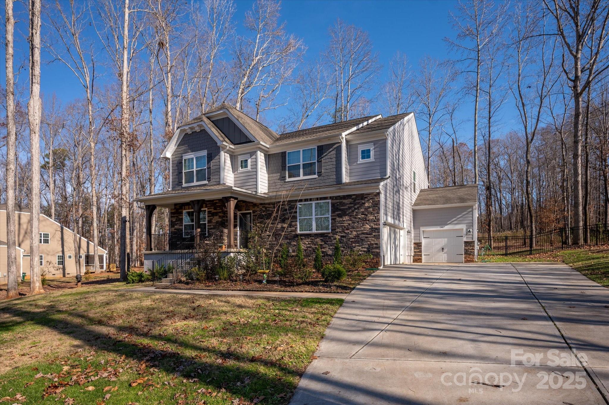The Estates at Arlington Woods - Residential