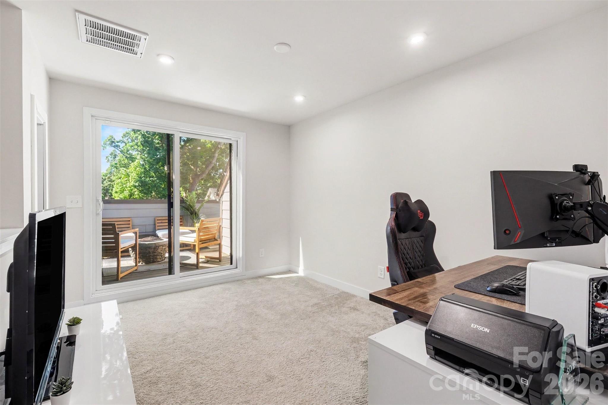 Anderson Street Townhomes - Residential
