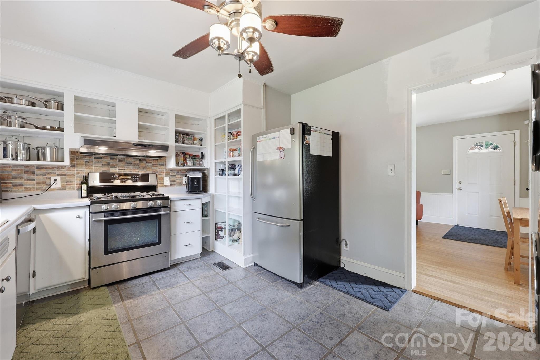 Country Club Heights - Residential