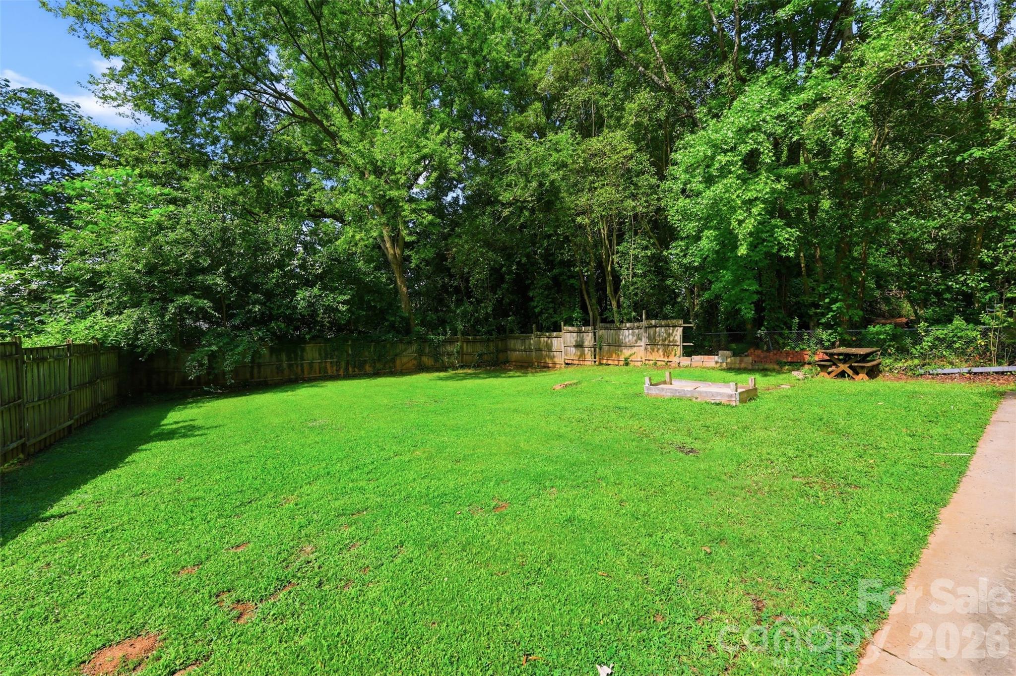 Country Club Heights - Residential