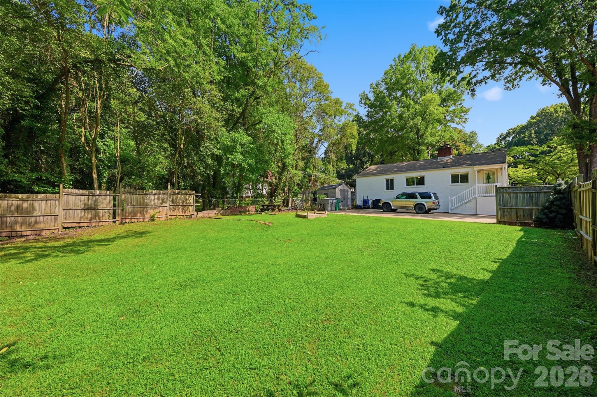 Country Club Heights - Residential