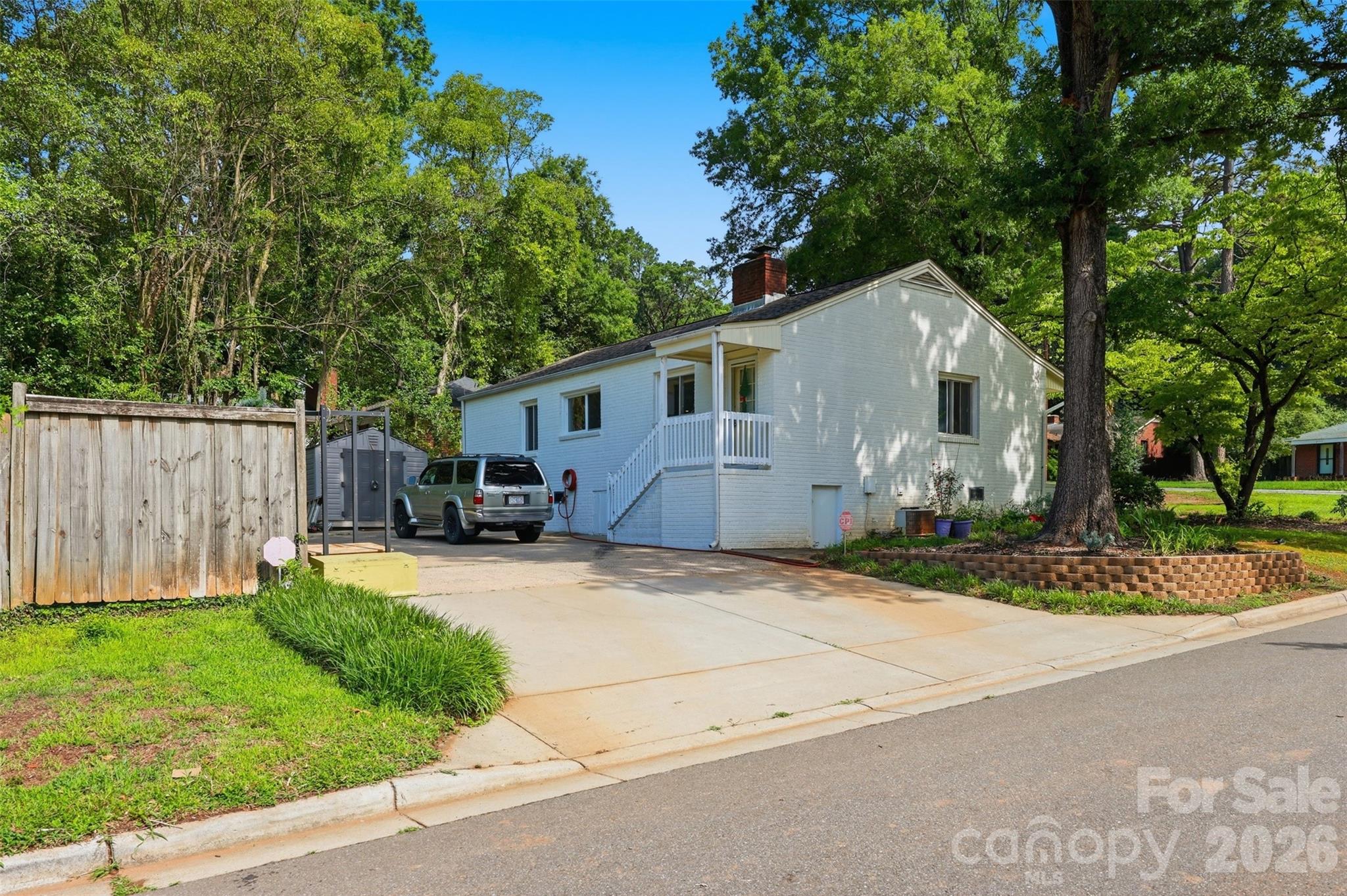 Country Club Heights - Residential