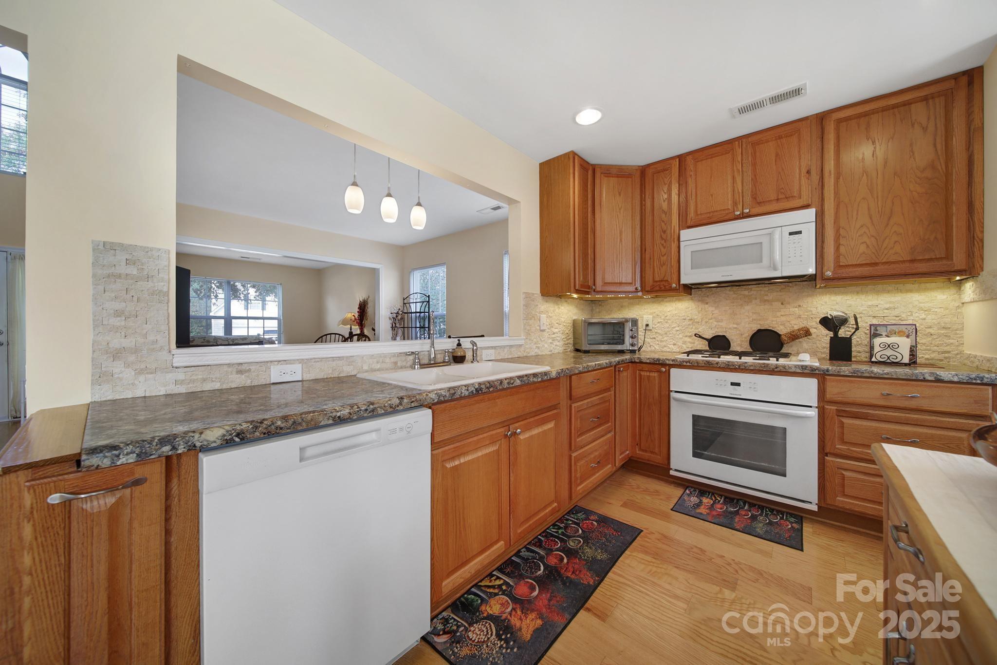 Carnegie Estates - Residential