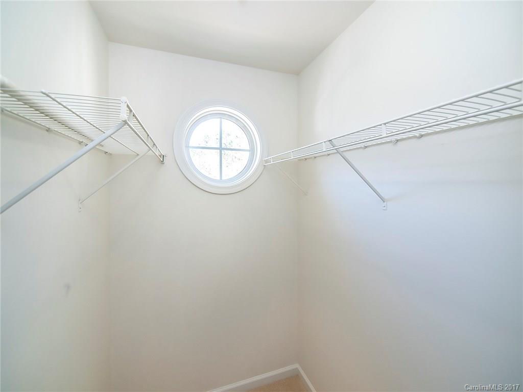 Ridge Pointe - Residential
