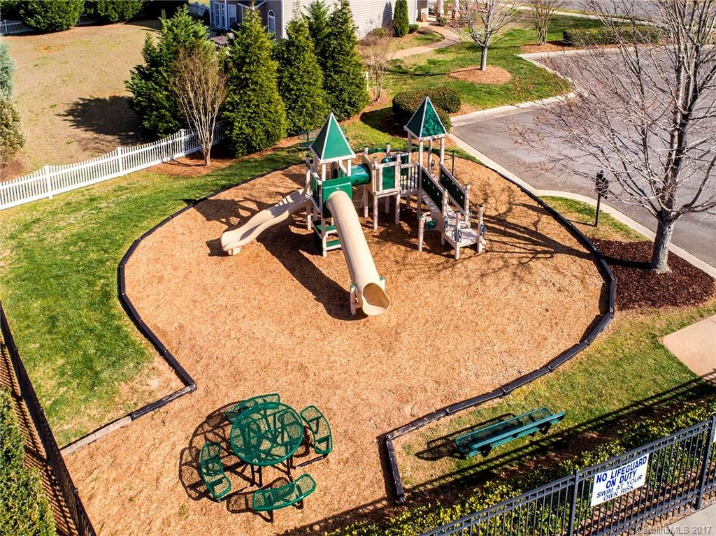 Ridge Pointe - Residential