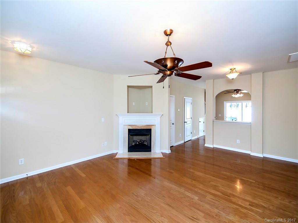 Ridge Pointe - Residential