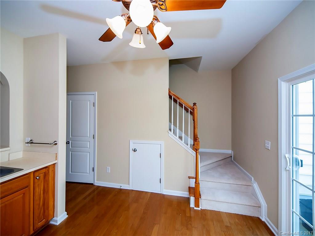Ridge Pointe - Residential