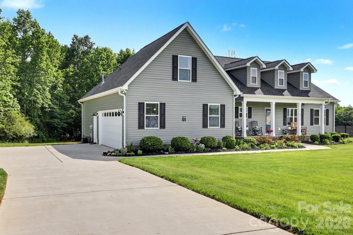 Sanders Landing - Residential