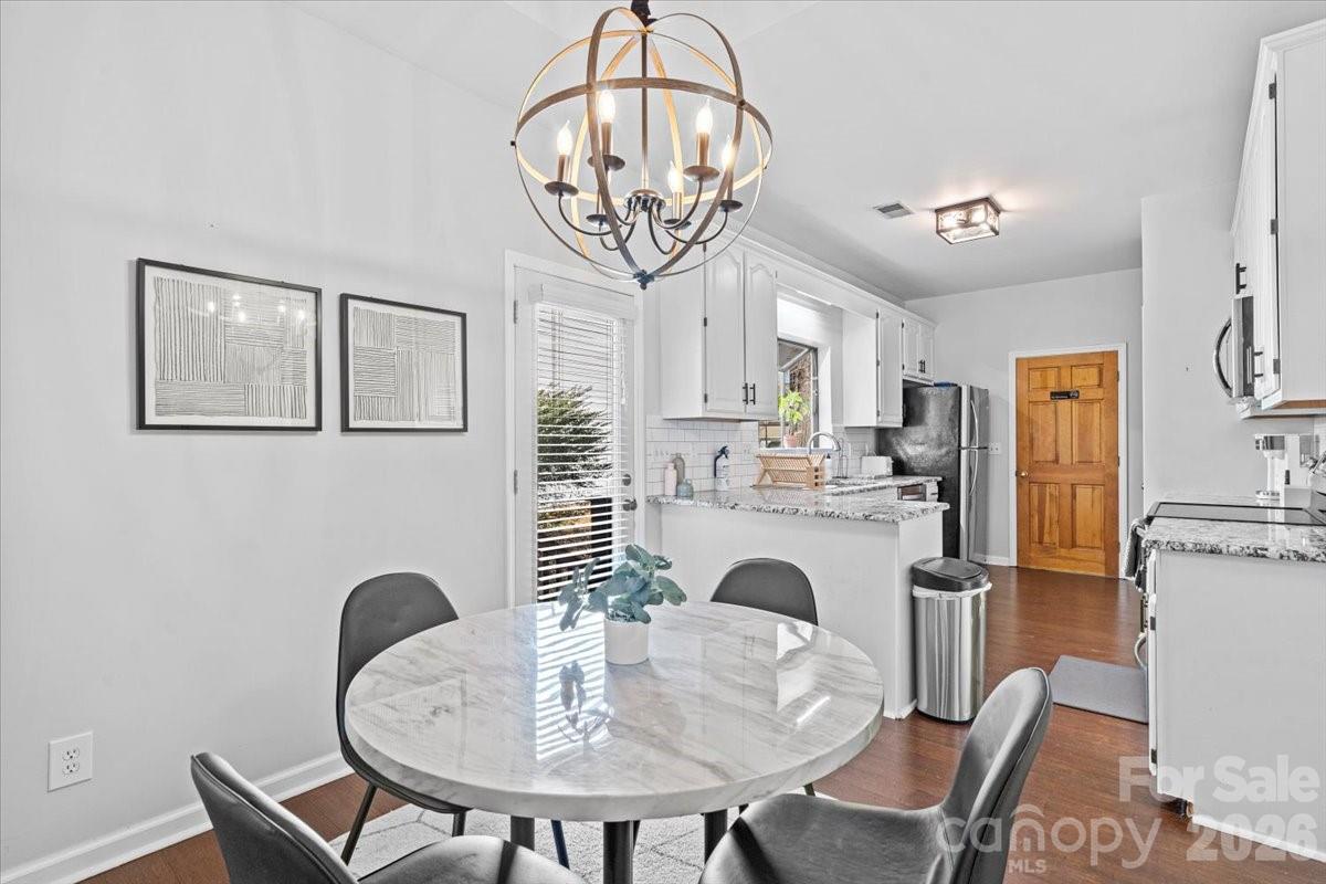 Feather Trace - Residential