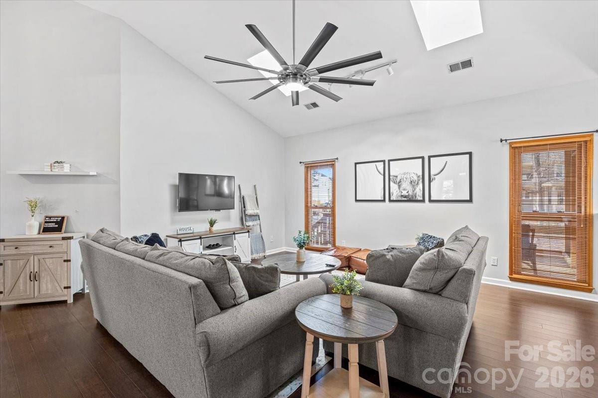 Feather Trace - Residential