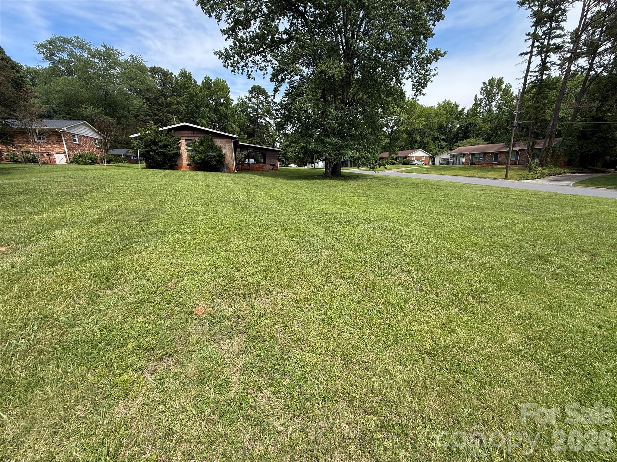 Greenbriar Woods - Residential