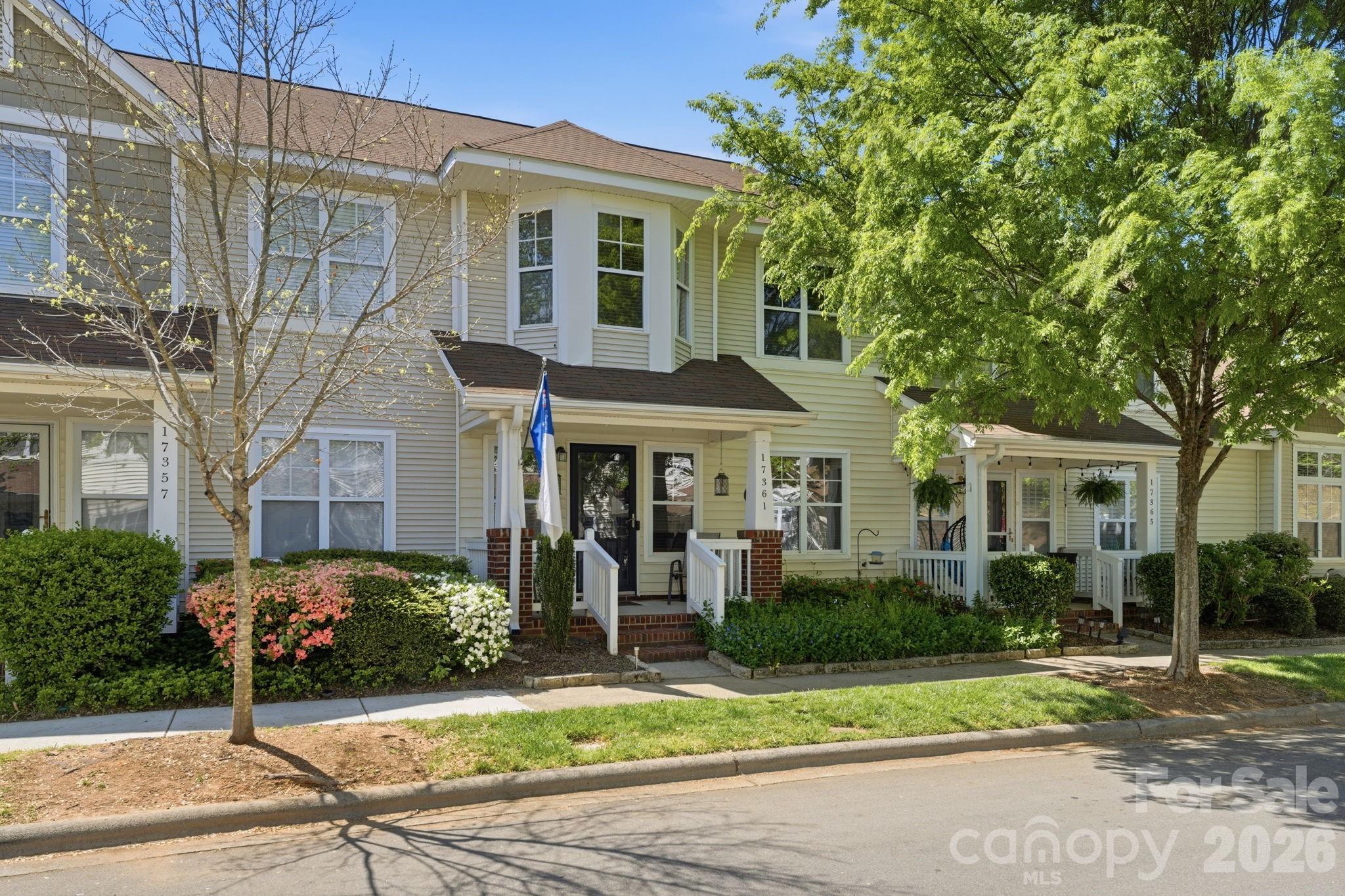 Townhomes at Birkdale Village - Residential