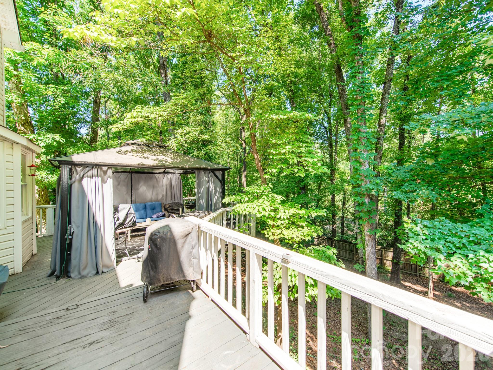 Carowood - Residential