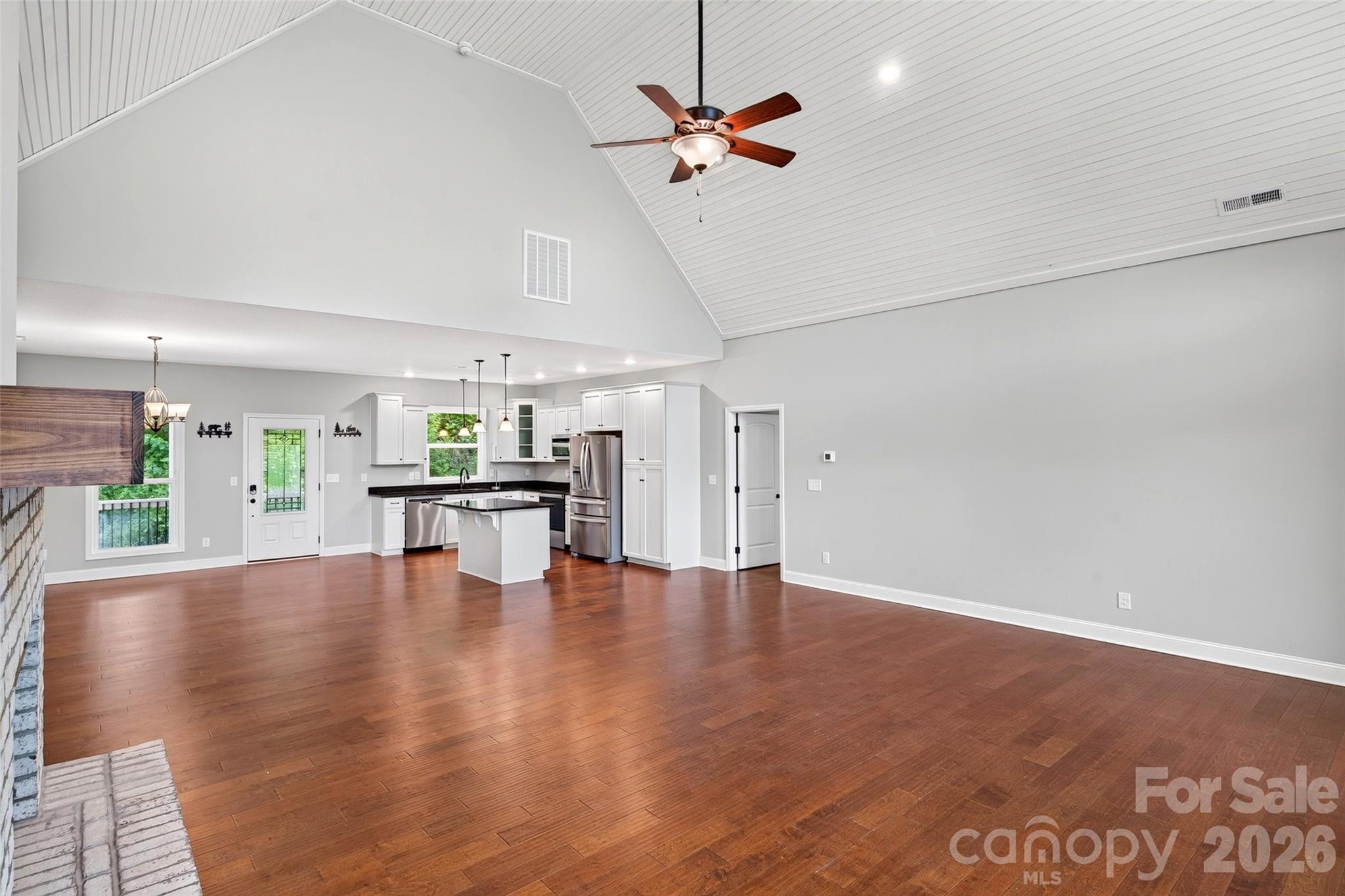 Gateway Mountain - Residential