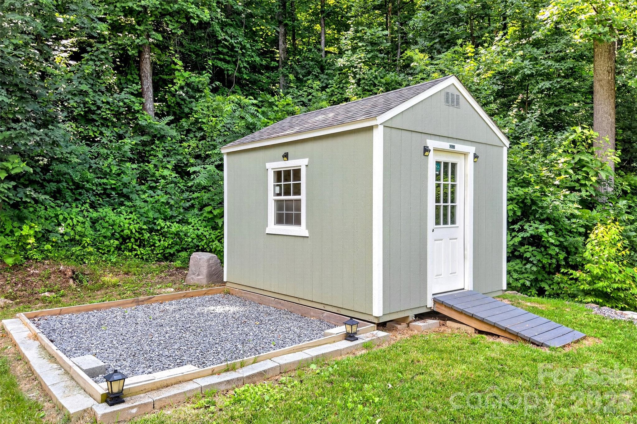 Gateway Mountain - Residential