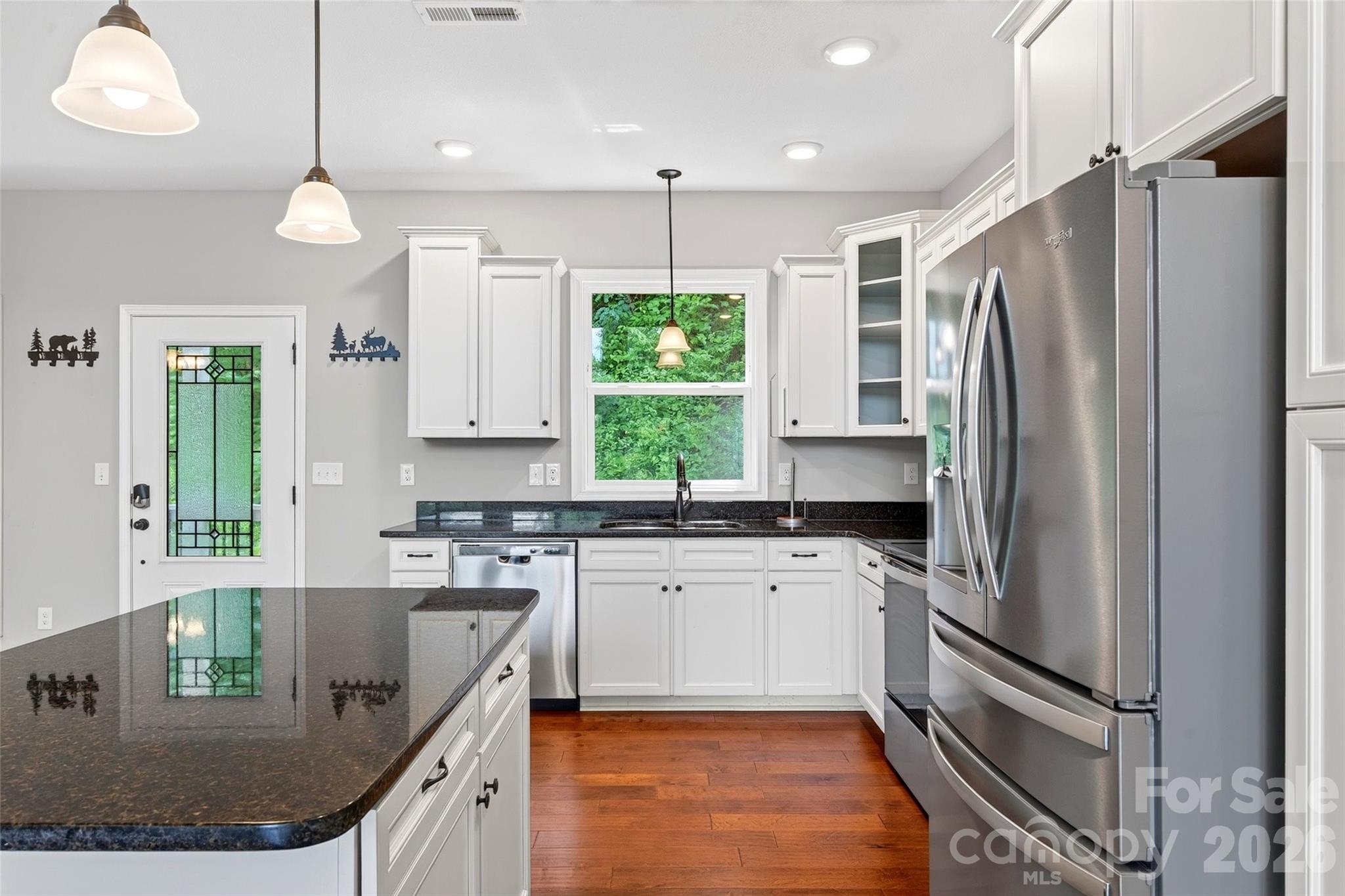 Gateway Mountain - Residential