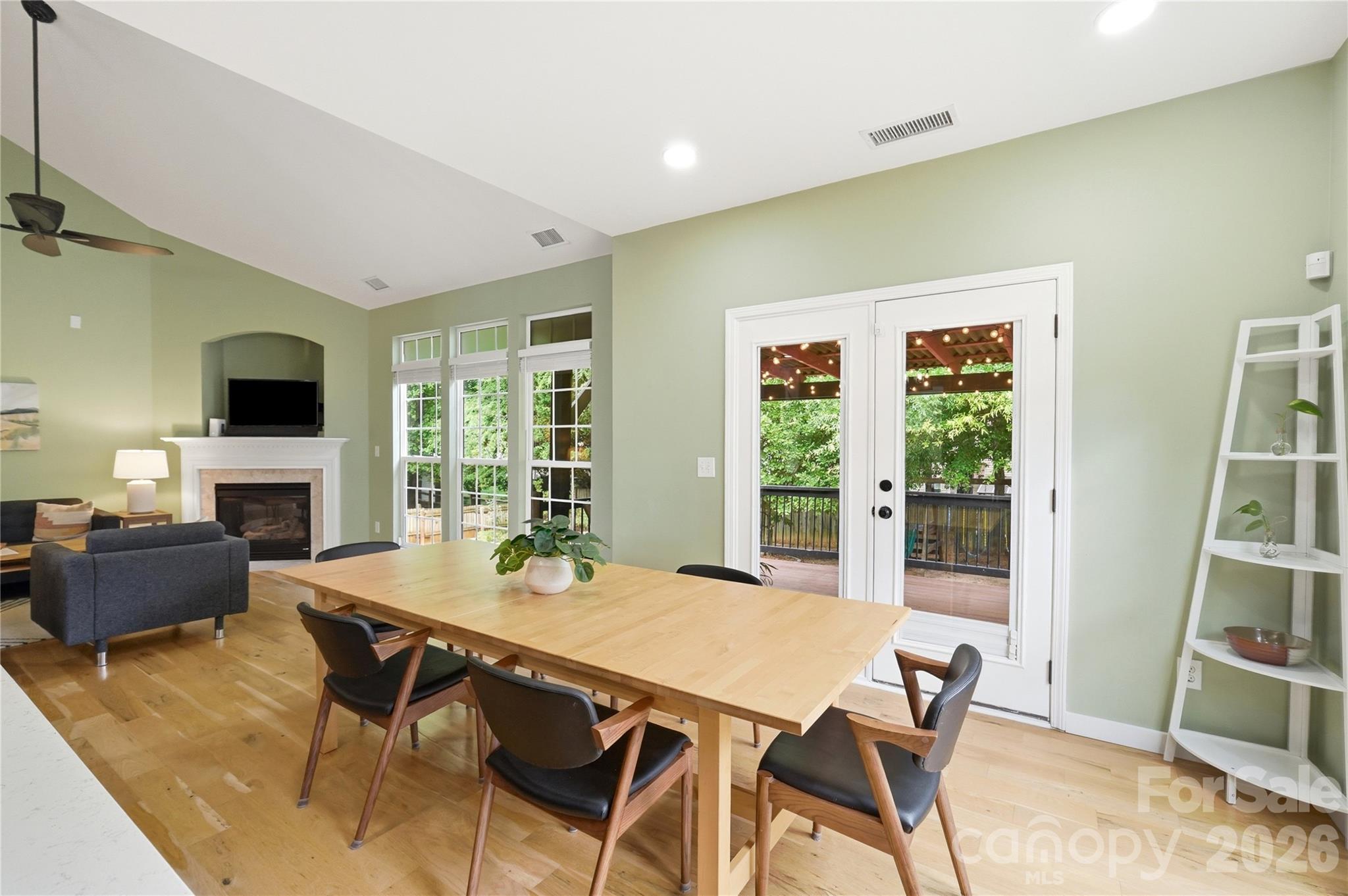 Hallmark Glen - Residential