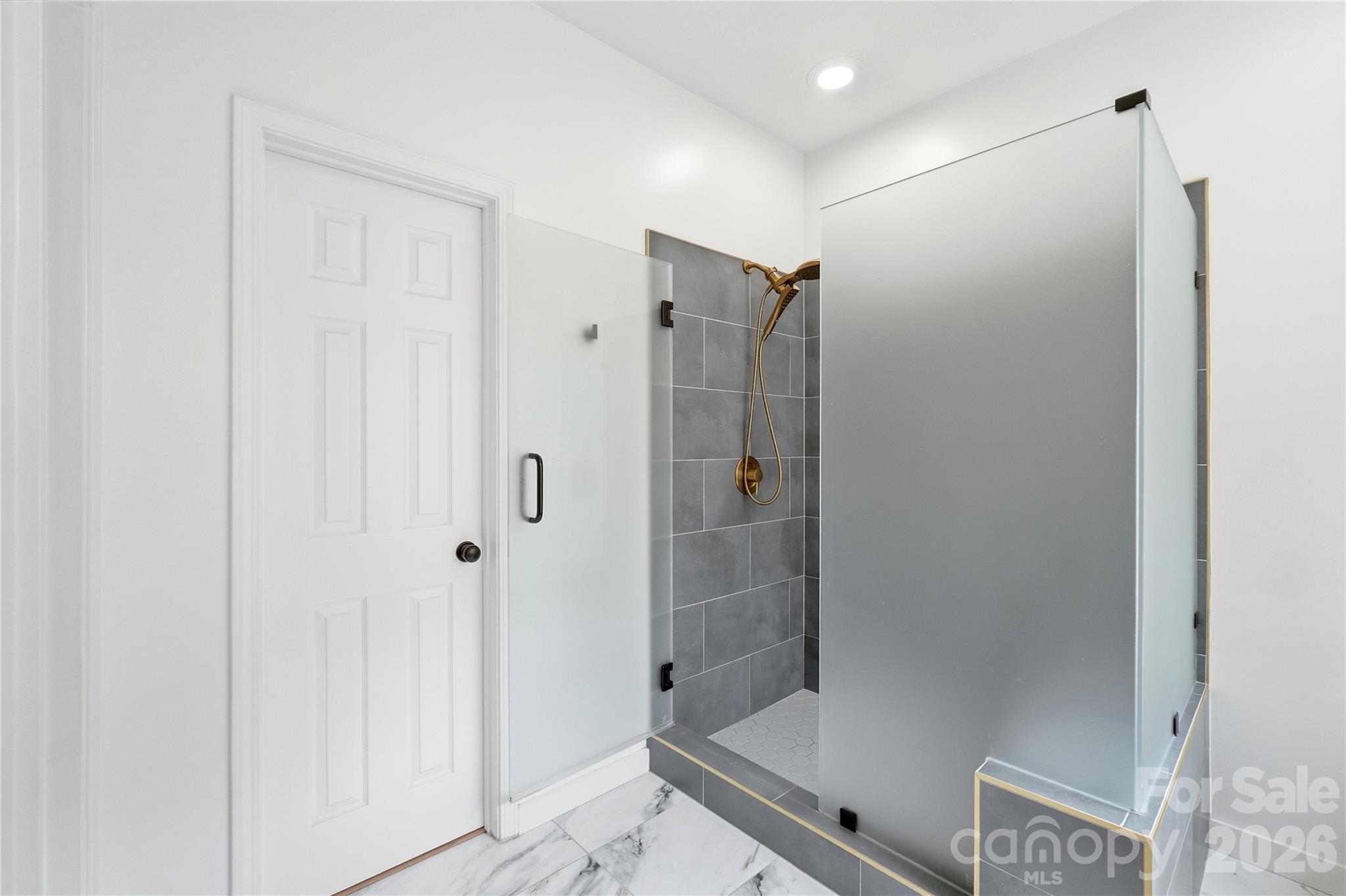 Hallmark Glen - Residential