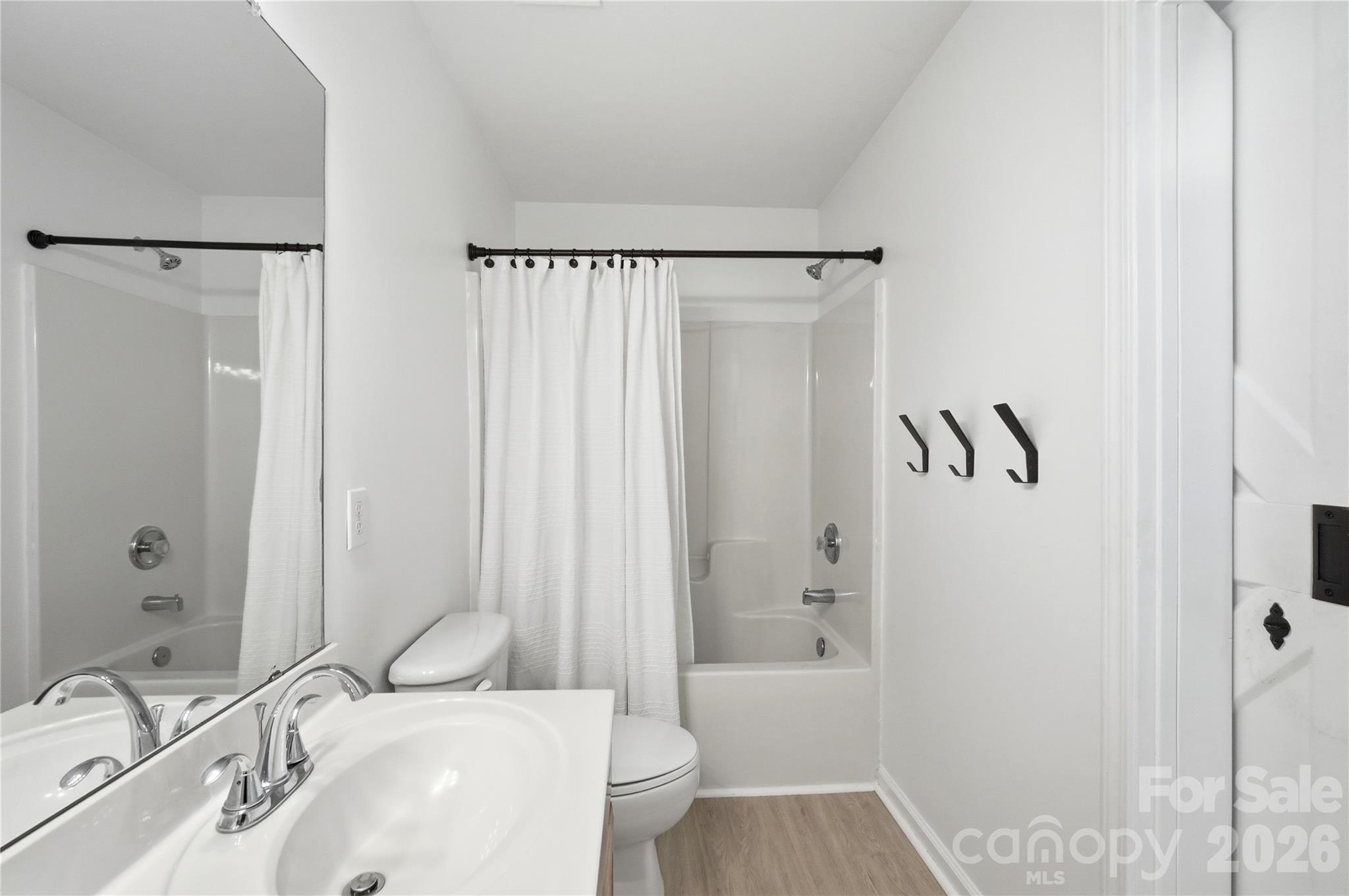 Hallmark Glen - Residential