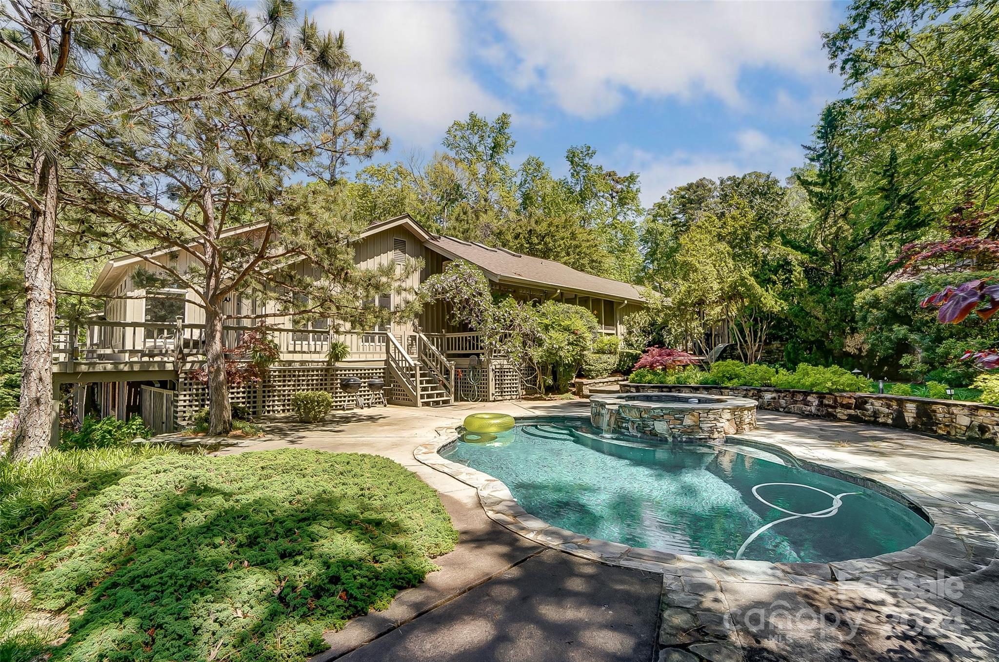 River Hills - Residential