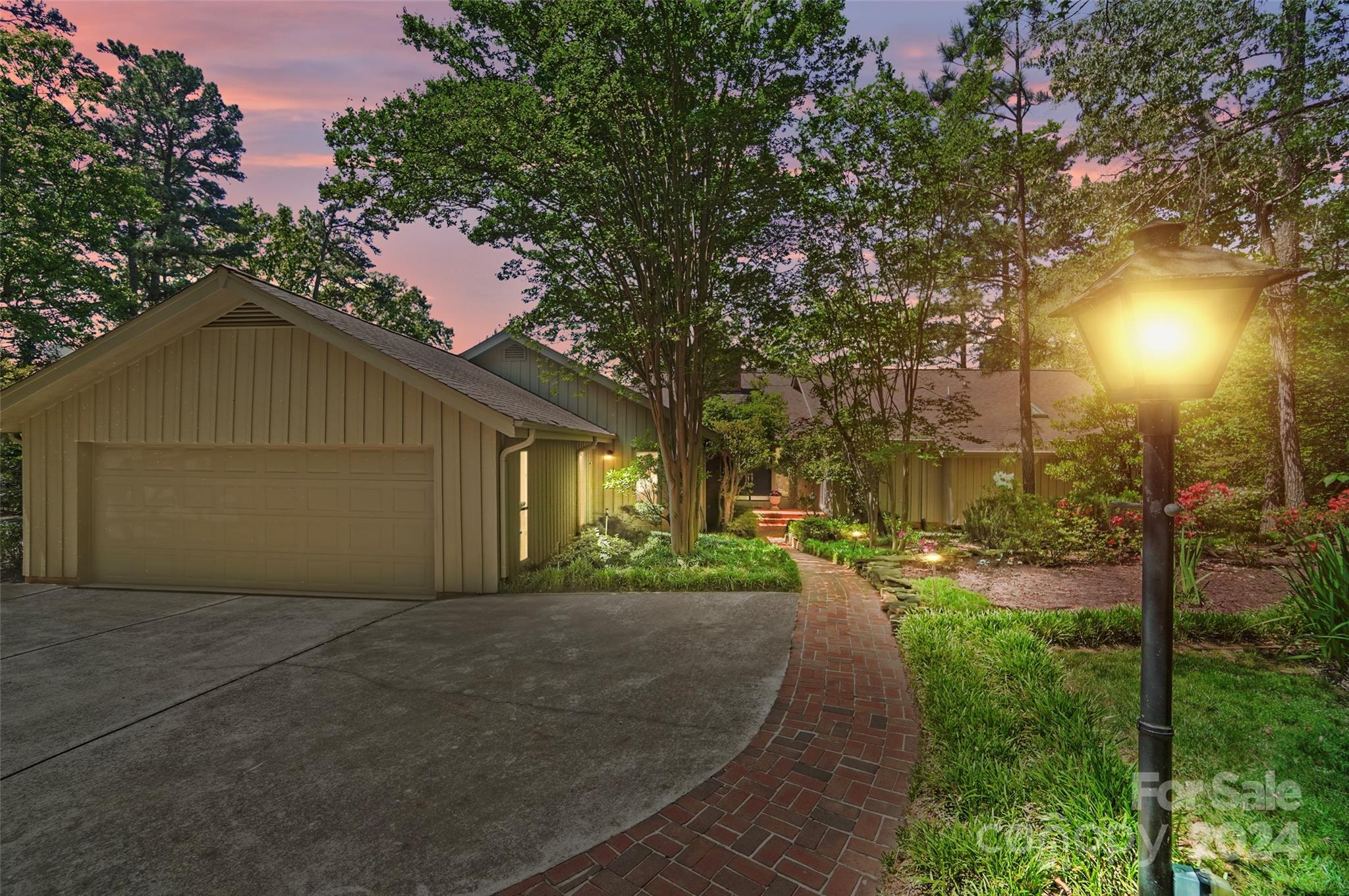 River Hills - Residential